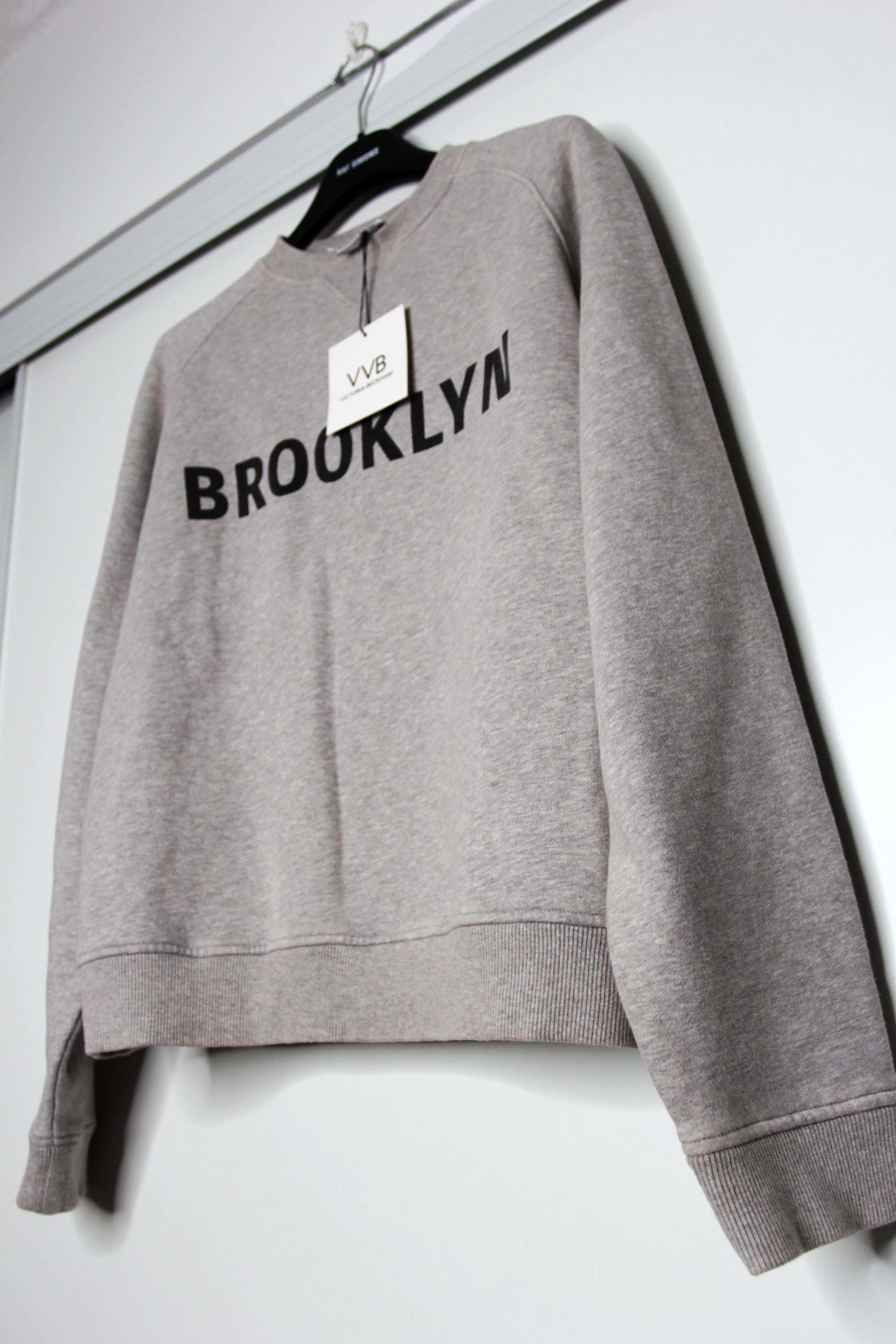 Victoria Beckham BNWT SS21 VICTORIA BECKHAM VVB FLEECE SWEATSHIRT S Size S / US 4 / IT 40 - 6 Thumbnail