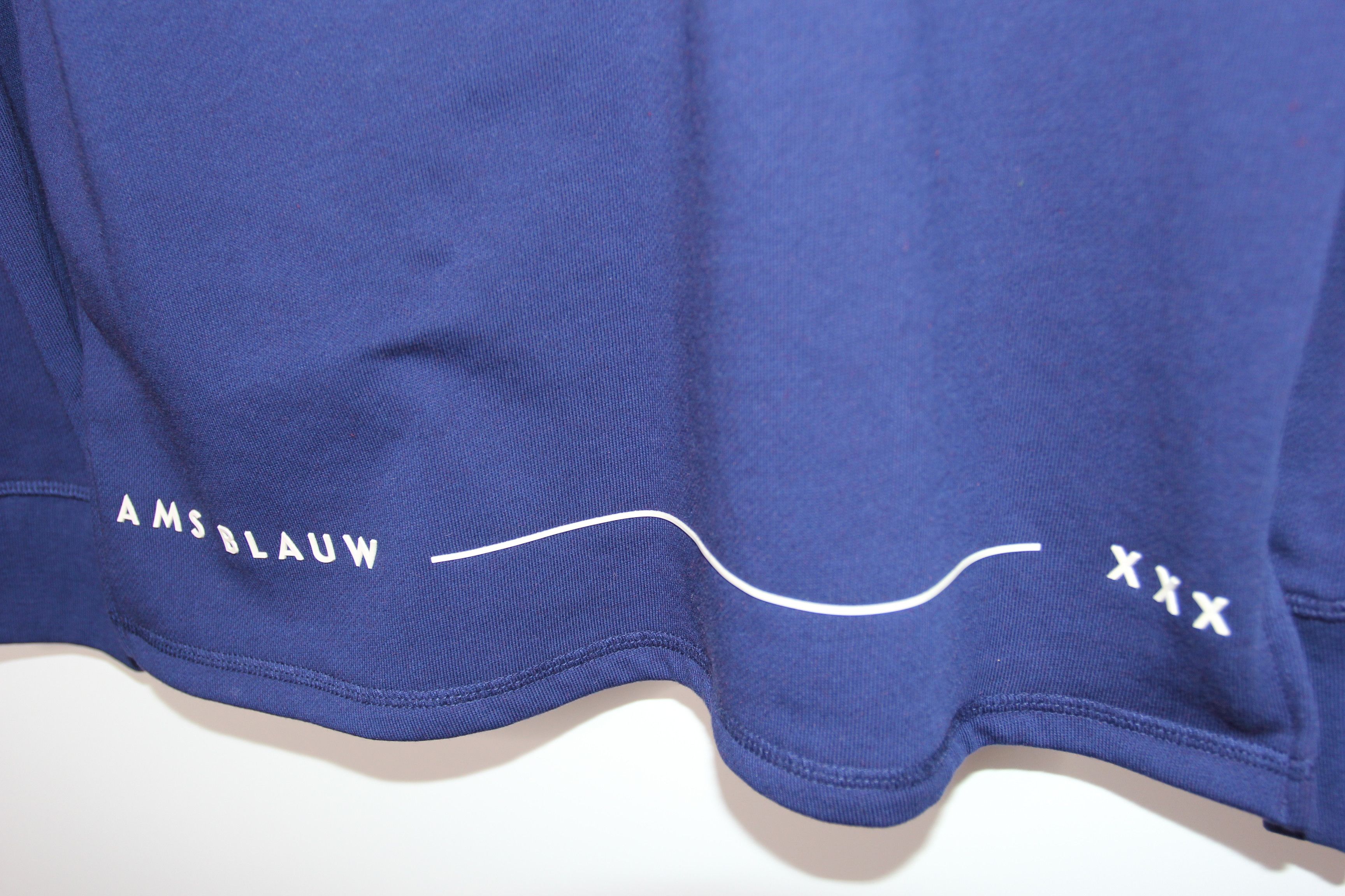 Scotch & Soda BNWT SS20 SCOTCH & SODA SIGNATURE EMBLEM SWEATSHIRT Size US M / EU 48-50 / 2 - 5 Thumbnail