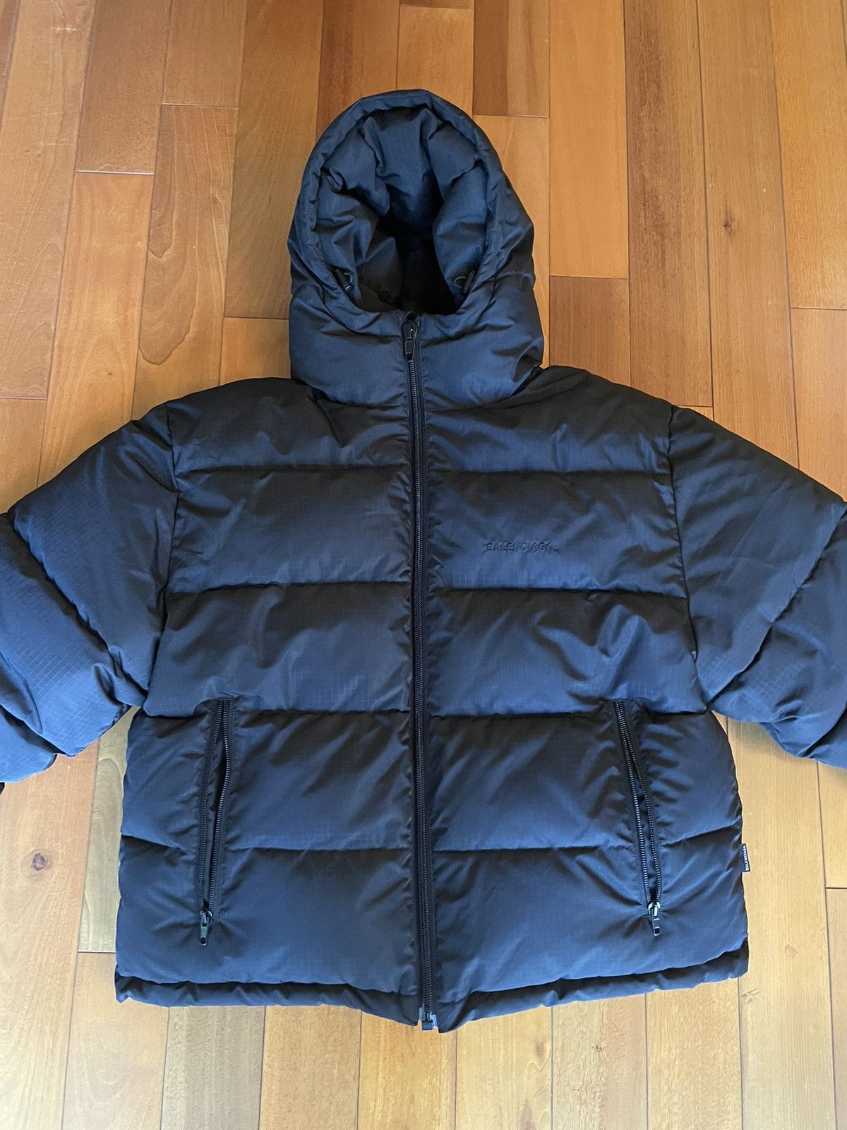 Balenciaga Balenciaga Cropped Puffer Jacket Size US M / EU 48-50 / 2 - 6 Thumbnail