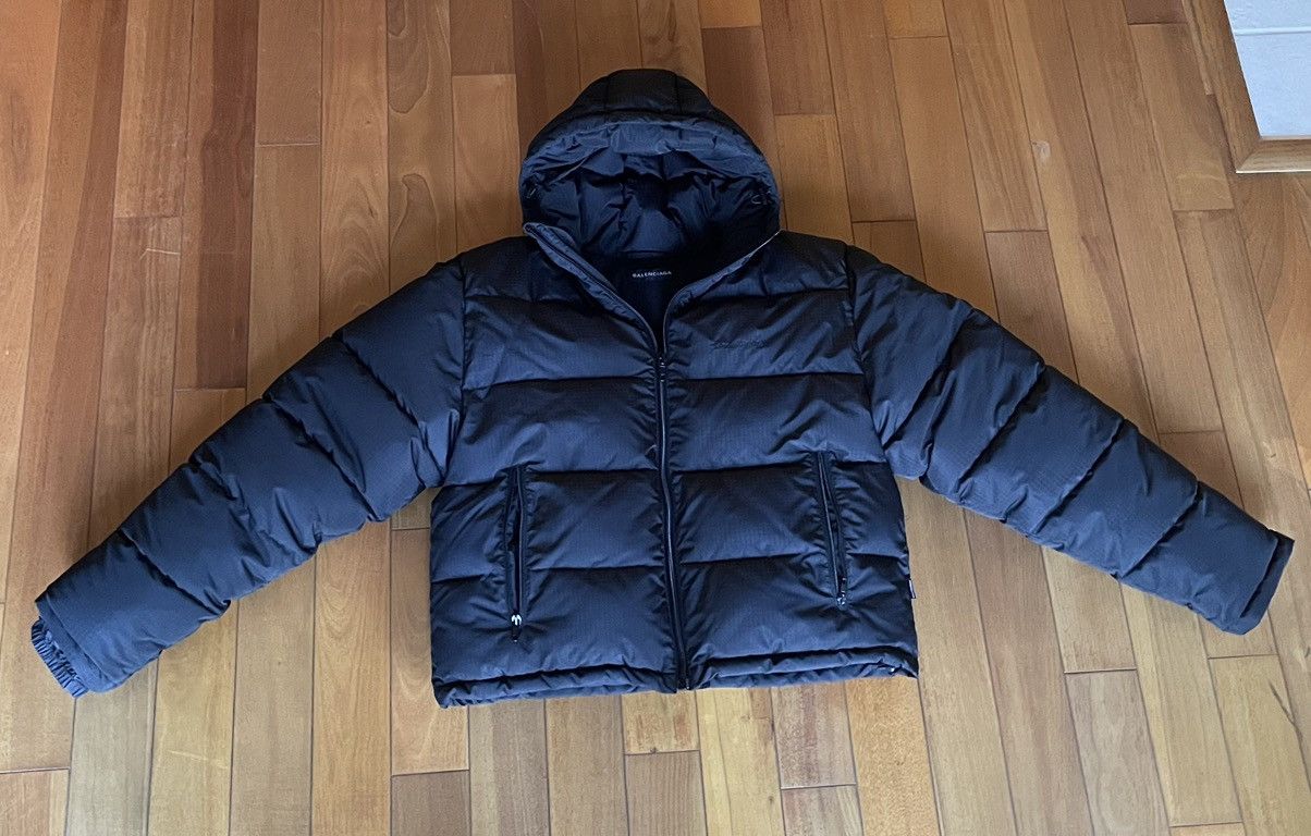 Balenciaga Balenciaga Cropped Puffer Jacket Size US M / EU 48-50 / 2 - 1 Thumbnail