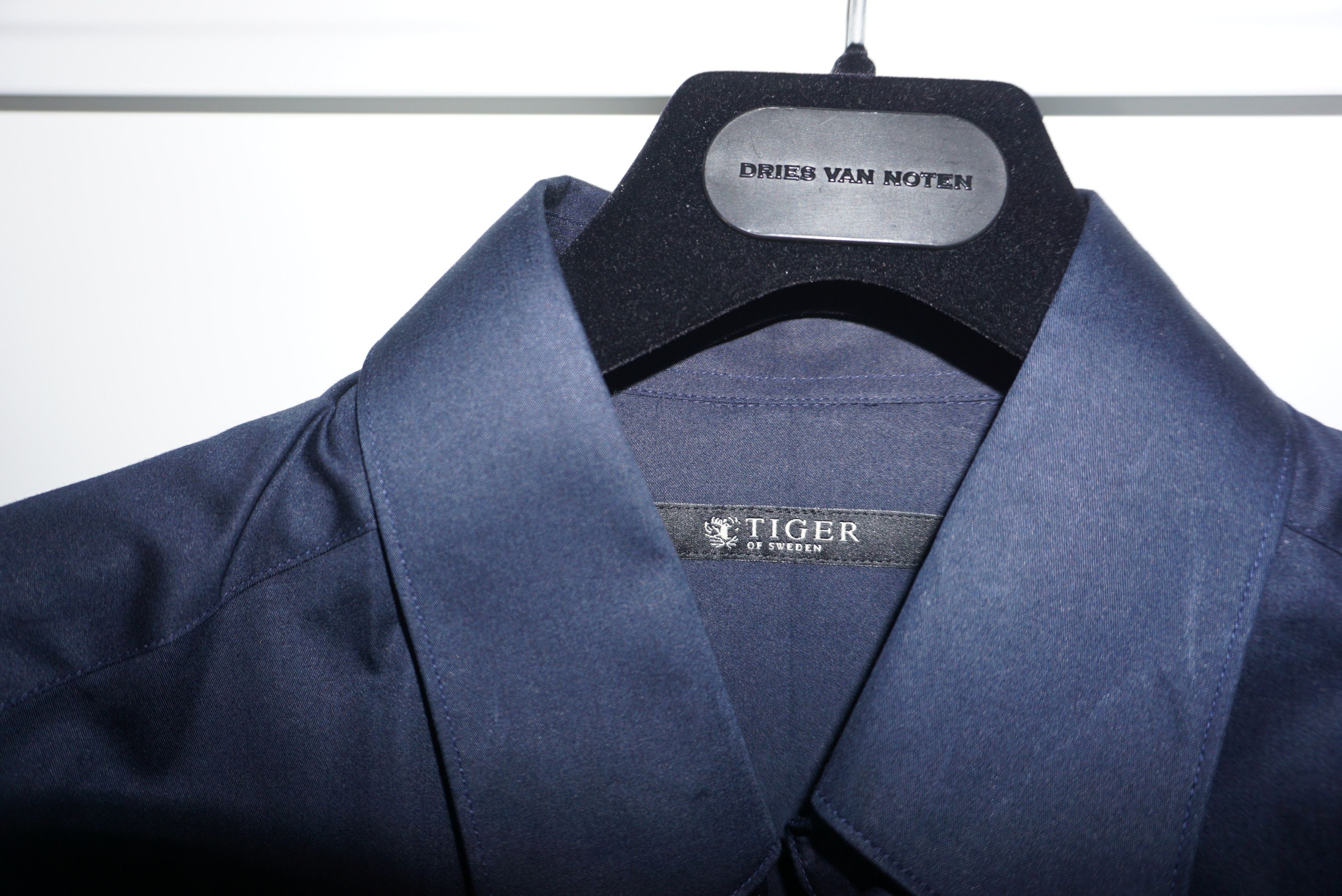 Tiger of Sweden BNWT AW17 TIGER OF SWEDEN ALDRIC SHIRT 16.5 Size US M / EU 48-50 / 2 - 9 Thumbnail