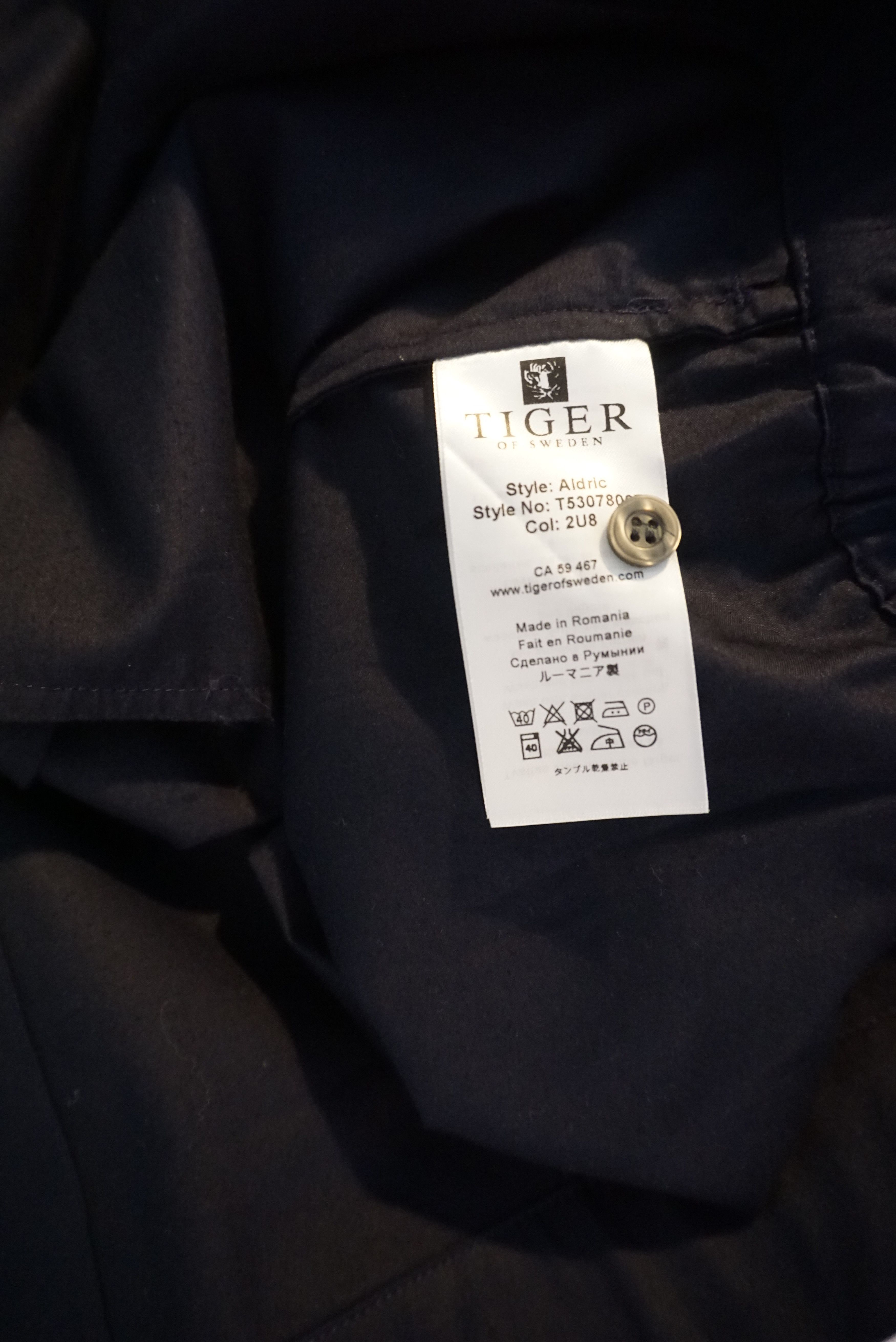 Tiger of Sweden BNWT AW17 TIGER OF SWEDEN ALDRIC SHIRT 16.5 Size US M / EU 48-50 / 2 - 8 Thumbnail