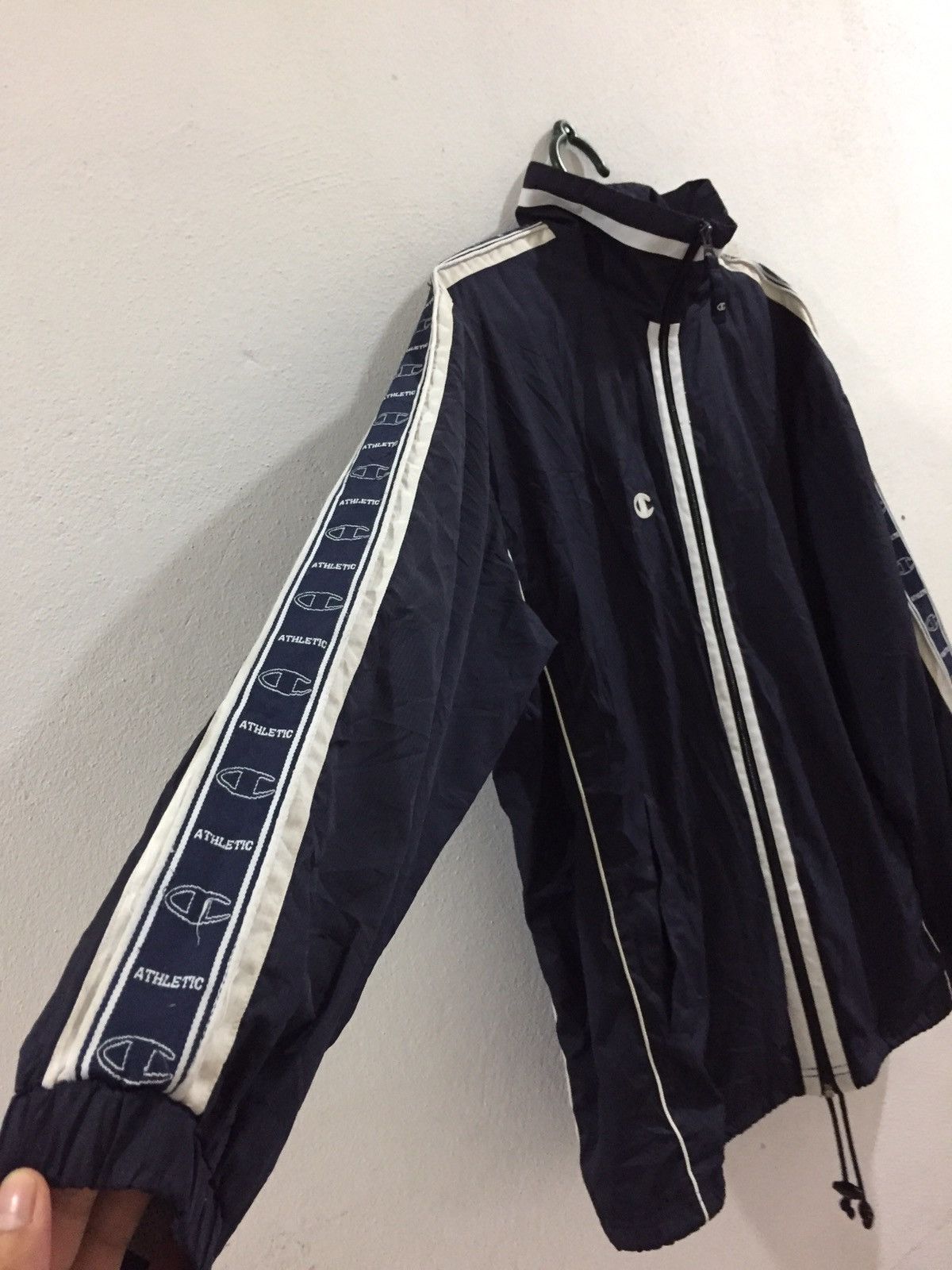 Champion × Vintage Champion Light Jacket Side Tape Stripe With Hoodie Size US L / EU 52-54 / 3 - 4 Thumbnail