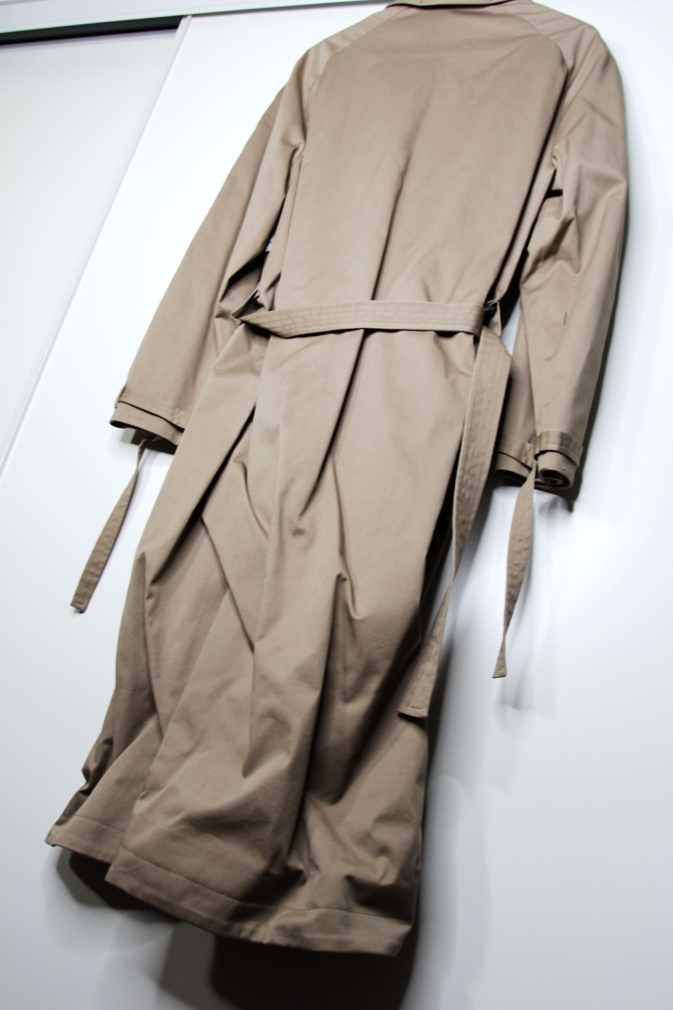 Other BNWT SS19 ANDREW COIMBRA RAGLAN TRENCH COAT L Size US L / EU 52-54 / 3 - 9 Thumbnail