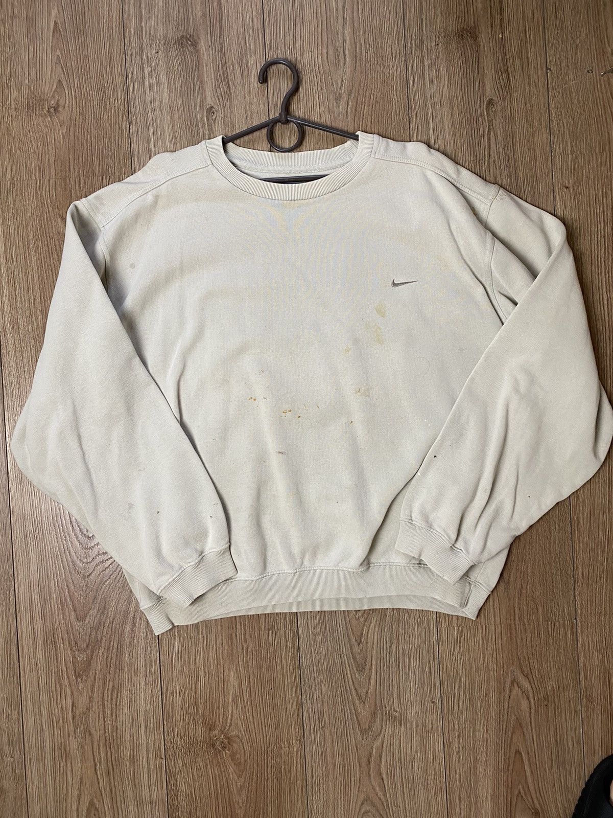 Vintage Vintage Sweatshirt Nike Beige Cream Small Swoosh Y2K Size US L / EU 52-54 / 3 - 1 Thumbnail