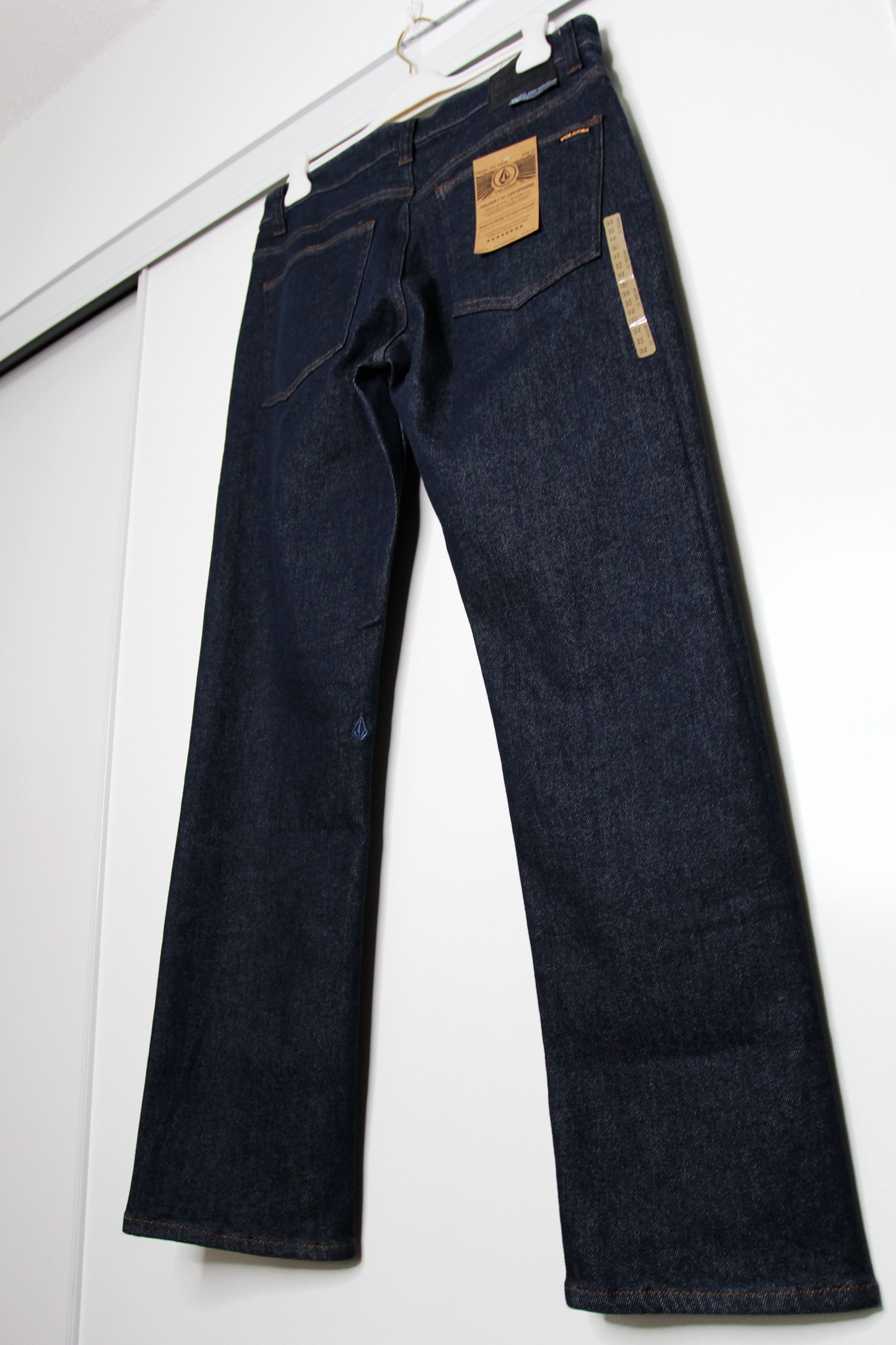 Volcom BNWT AW21 VOLCOM SOLVER MODERN STRAIGHT JEANS 32 Size US 32 / EU 48 - 9 Thumbnail
