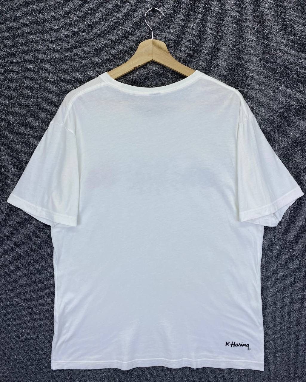 Keith Haring Vintage Keith Haring x Uniqlo Nice Printed Tee T Shirts Size US XL / EU 56 / 4 - 6 Thumbnail
