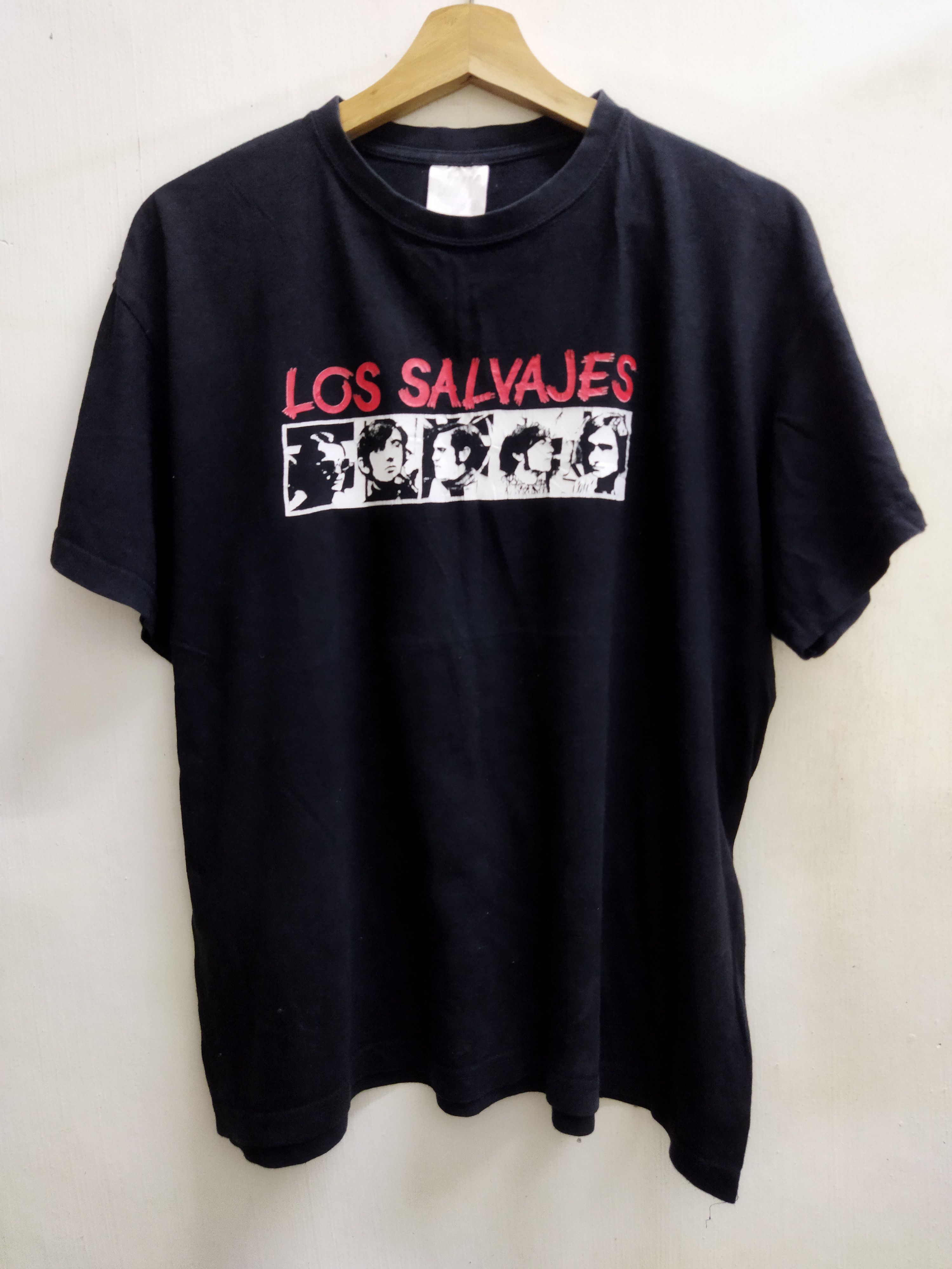 Los Salvajes Tee