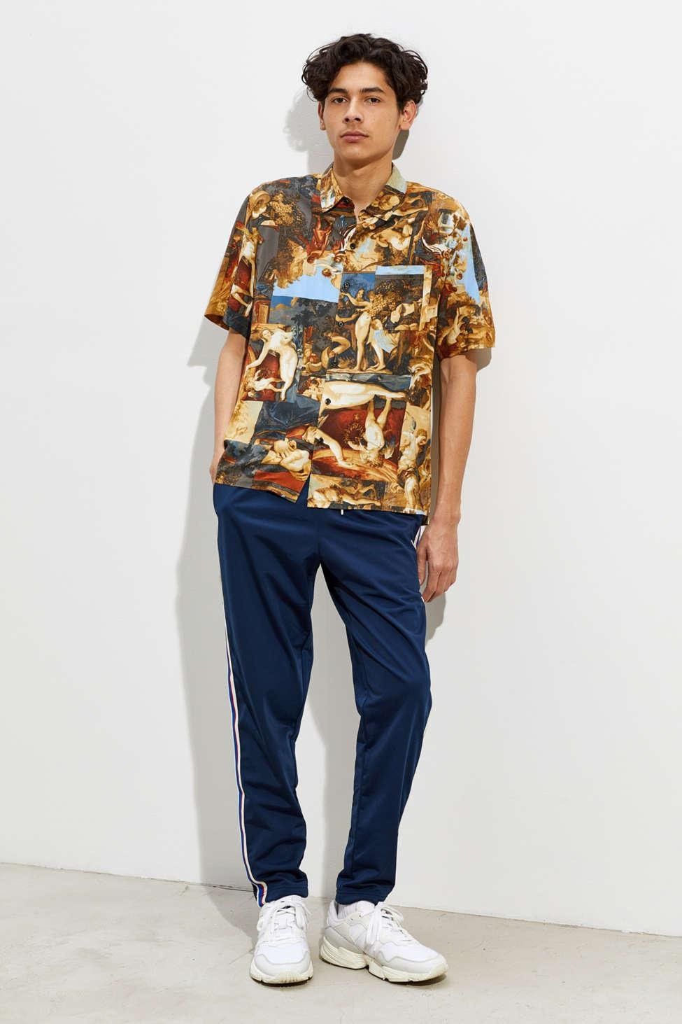 Urban Outfitters Urban Outfitters Uo Art Motif Short Sleeve Shirt Size US S / EU 44-46 / 1 - 2 Thumbnail