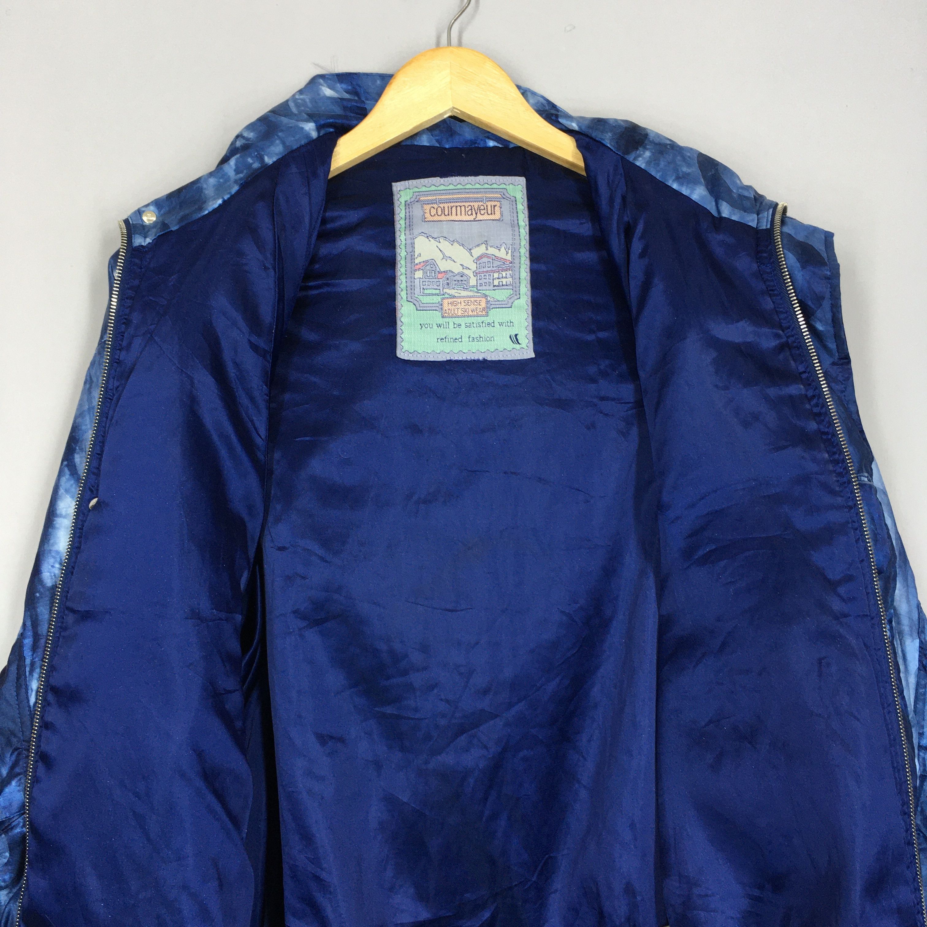 Vintage Vintage Courmayeur Pop Art Ski Wear Bomber Jacket Medium Size US M / EU 48-50 / 2 - 9 Thumbnail