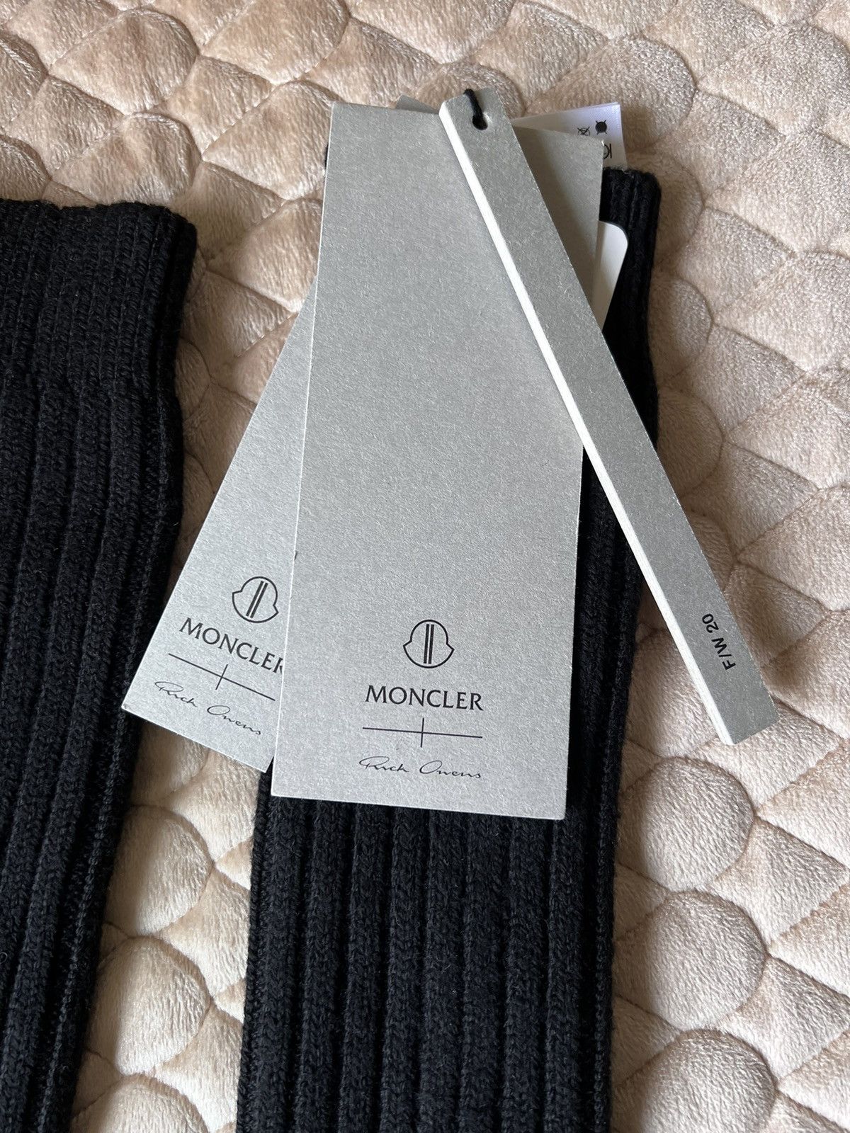 Moncler × Rick Owens FW20 Thigh High Stocking Socks Black OneSize Size ONE SIZE - 7 Thumbnail