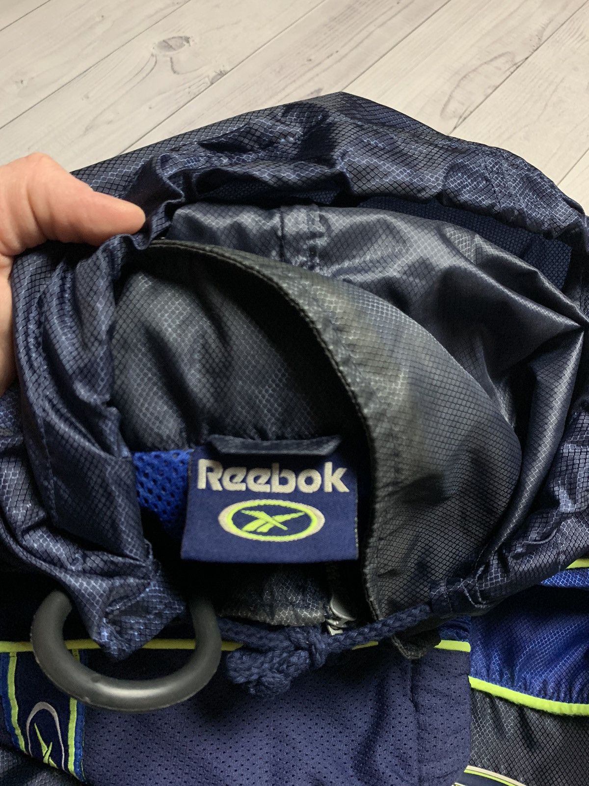 Reebok Vintage Reebok light jacket big logo size L Size US L / EU 52-54 / 3 - 8 Thumbnail
