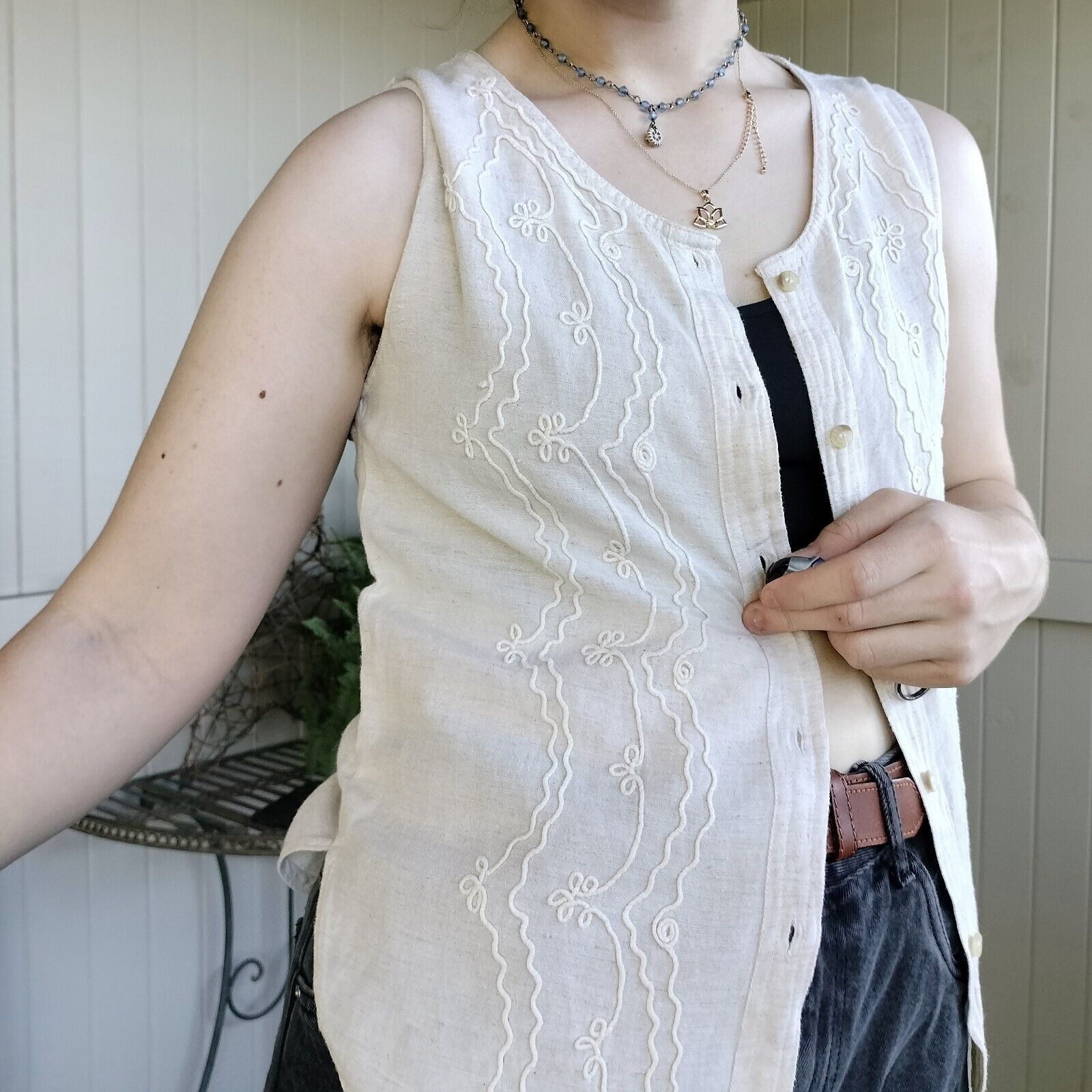 Vintage Vintage 80s Top Tank Beige Linen Button Up Flax Embroidered Size M / US 6-8 / IT 42-44 - 4 Thumbnail