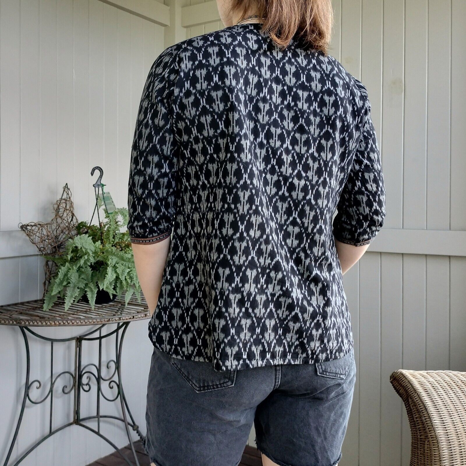 Designer Bombay Paisley Size 10 12 Top Blouse Black Grey Short Sleeve Size M / US 6-8 / IT 42-44 - 2 Thumbnail
