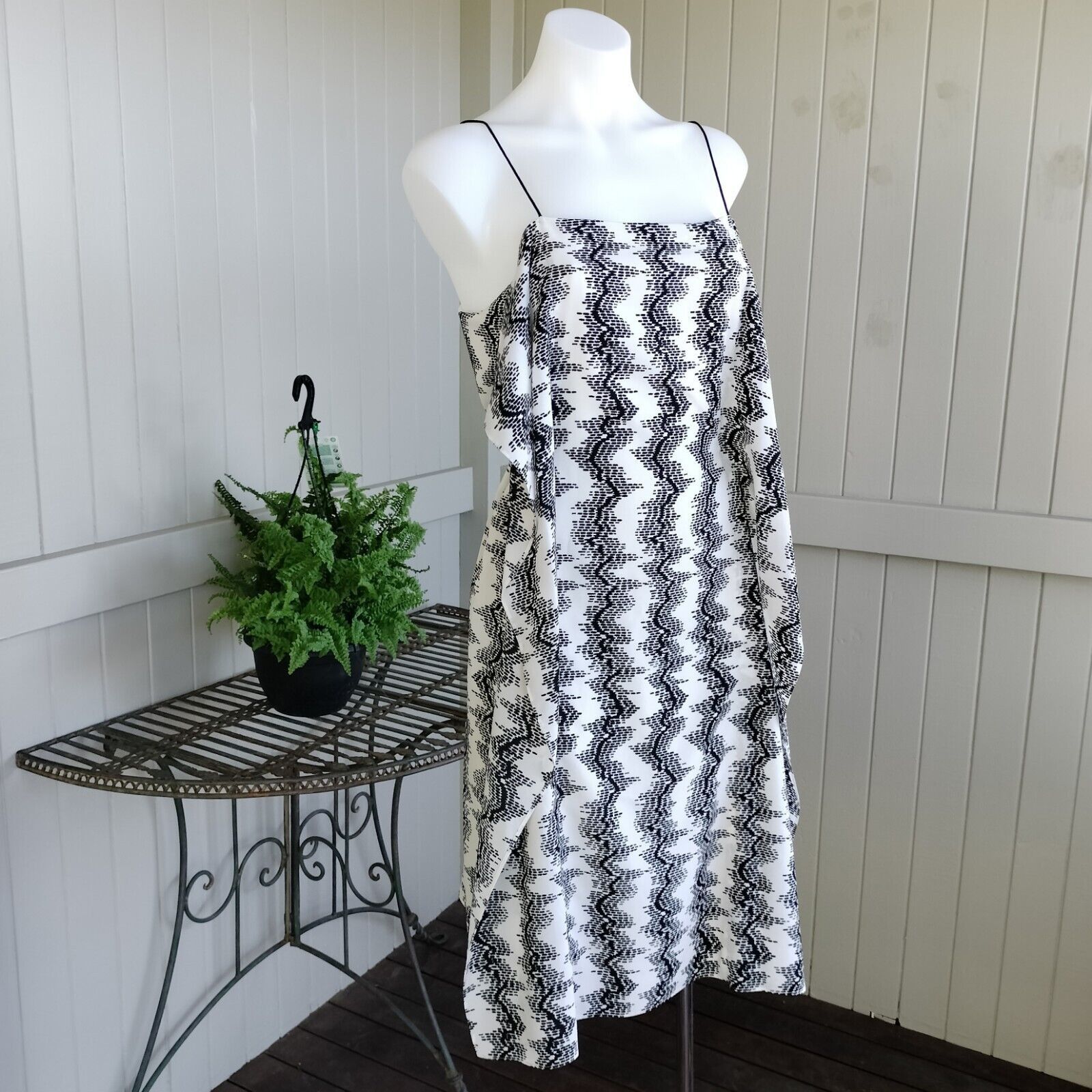 Country Road × Designer Country Road Size 10 Dress Ruffle Shift Abstract Tie Waist Size M / US 6-8 / IT 42-44 - 4 Thumbnail
