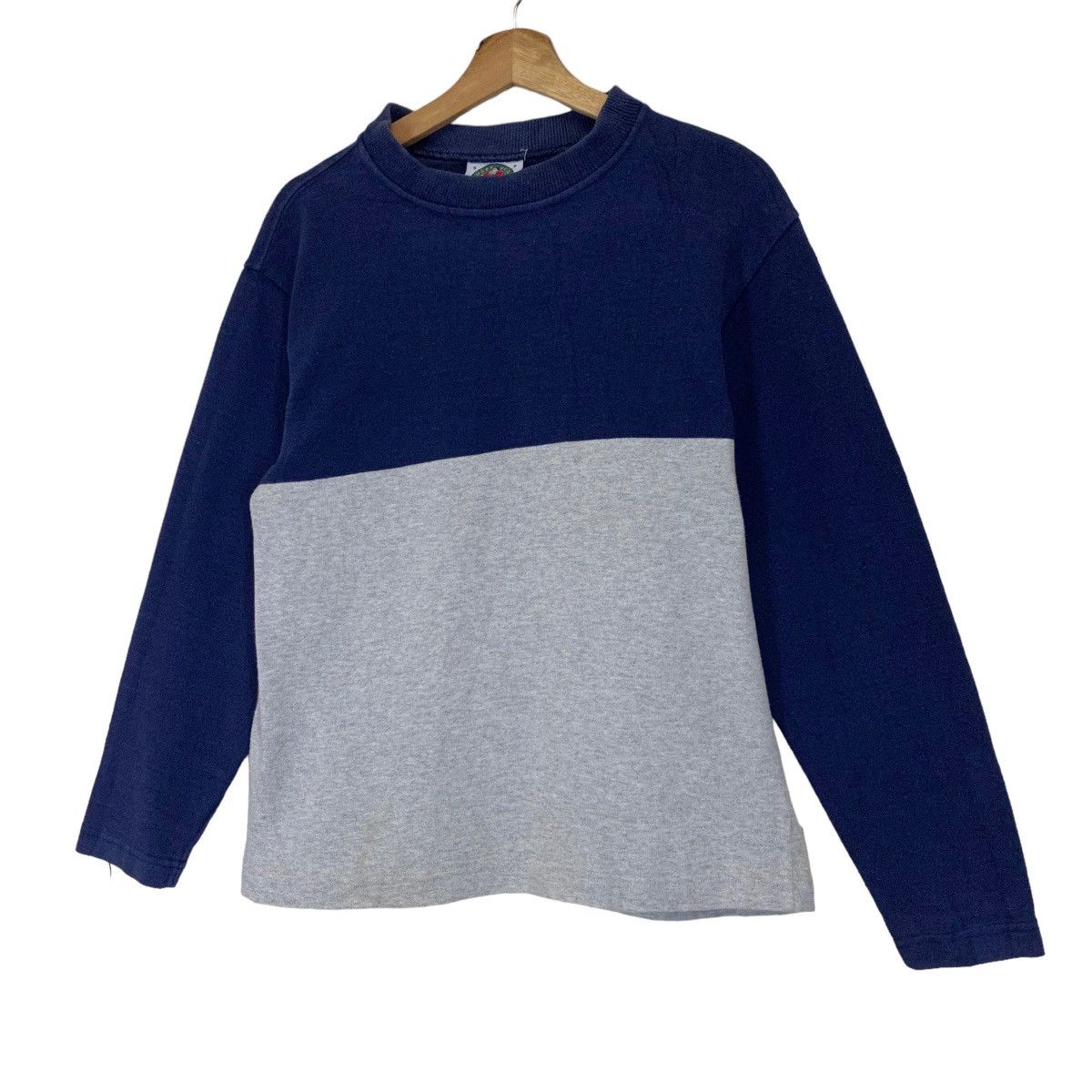 Vintage Vintage 90s Barbarian Rugby Crewneck Size S Size US S / EU 44-46 / 1 - 3 Thumbnail