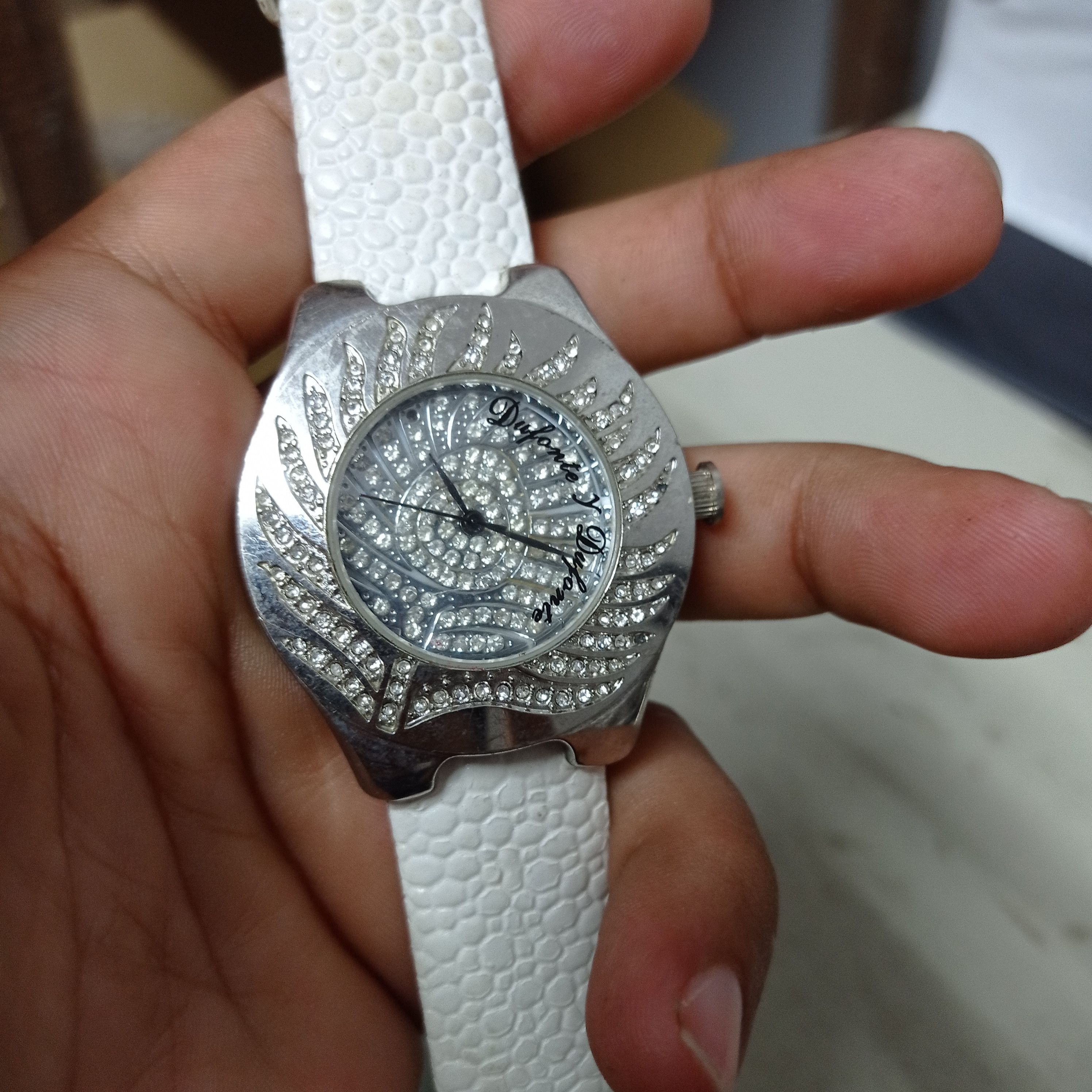Other Luxury Watch by (DUFONTE -73048WH). JAPAN ENGINE Size ONE SIZE - 5 Thumbnail