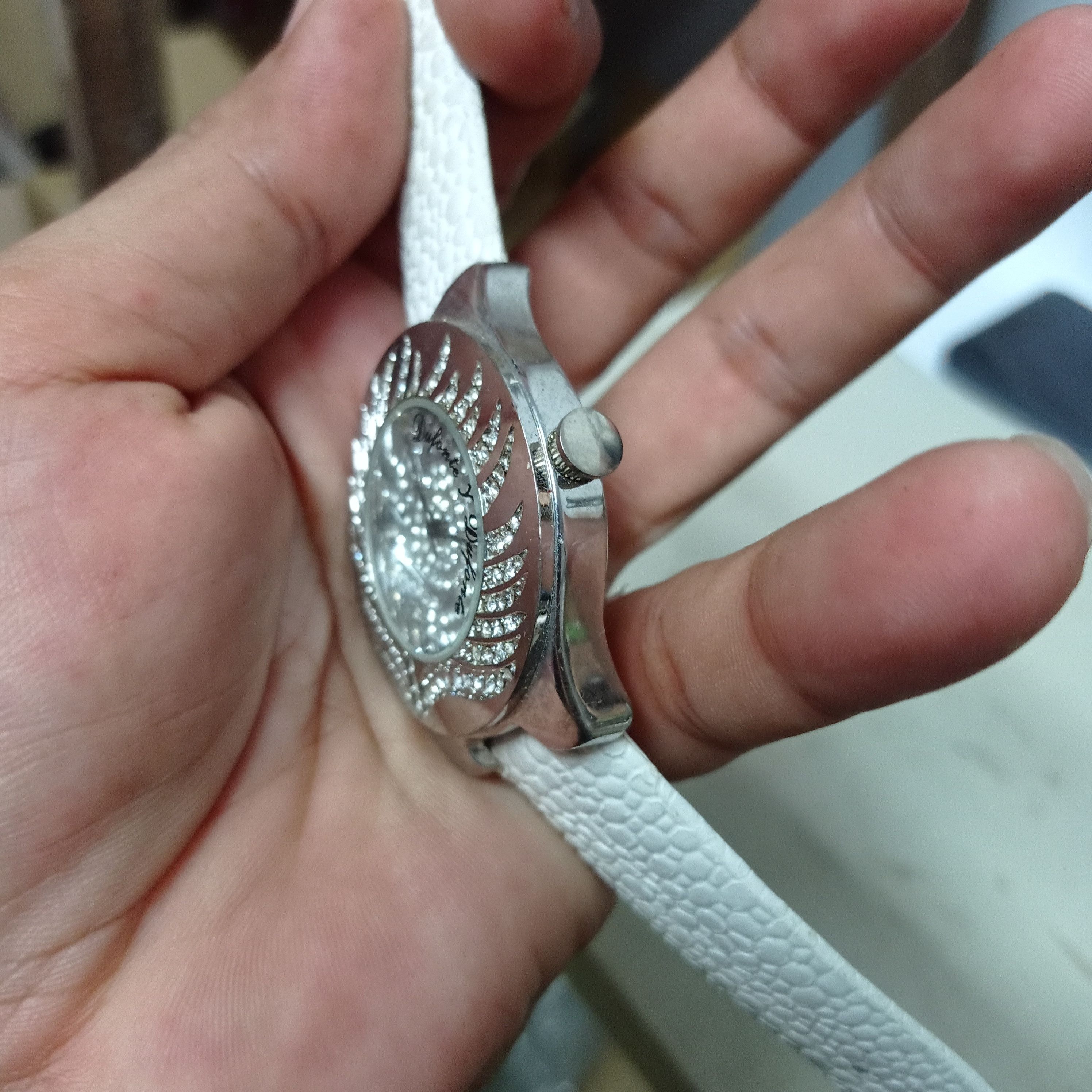 Other Luxury Watch by (DUFONTE -73048WH). JAPAN ENGINE Size ONE SIZE - 11 Thumbnail