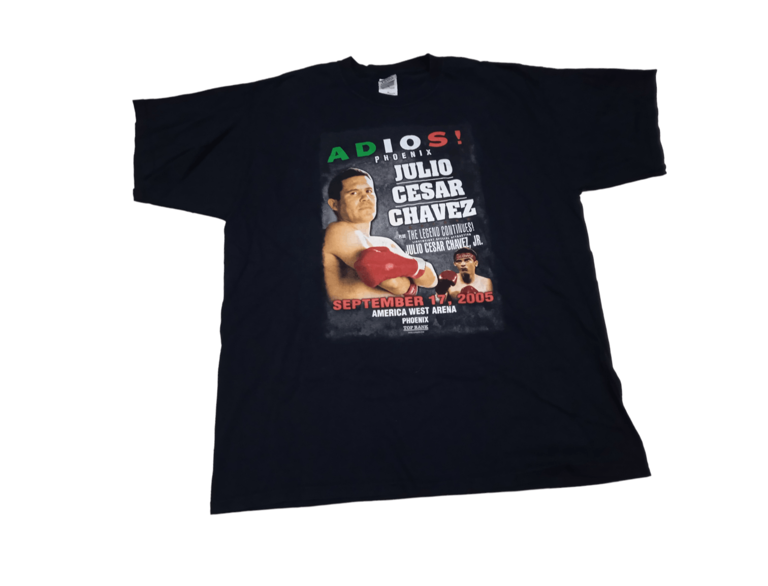 Vintage Vintage 2000s Julio Cesar Chavez 2005 Boxing T-shirt Size US XL / EU 56 / 4 - 1 Thumbnail