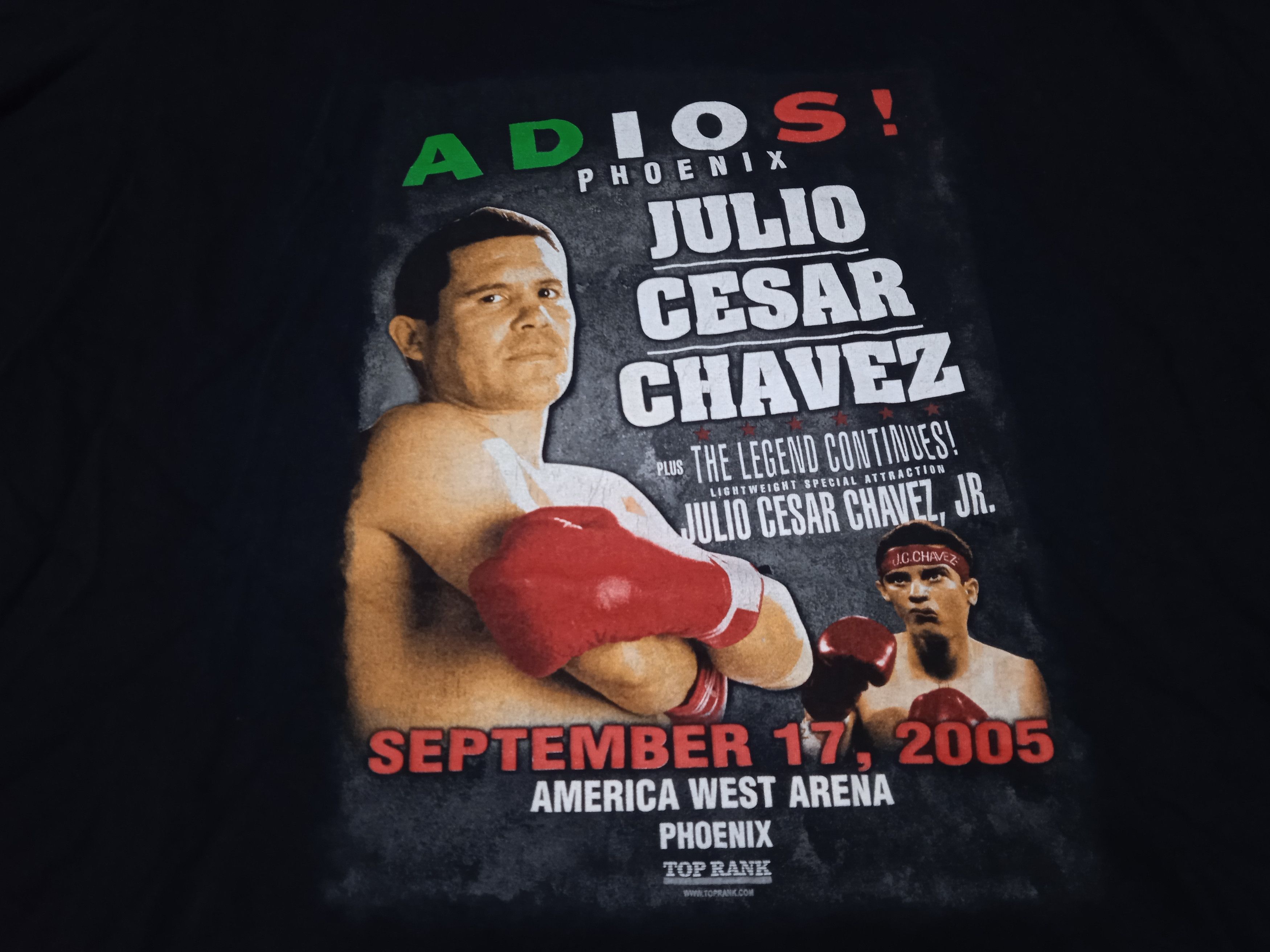 Vintage Vintage 2000s Julio Cesar Chavez 2005 Boxing T-shirt Size US XL / EU 56 / 4 - 3 Thumbnail