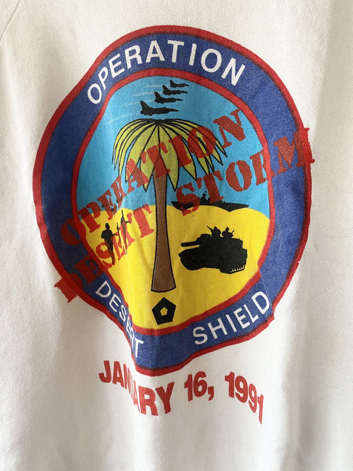 Vintage VINTAGE 1991 OPERATION DESERT SHEILD WAR SWEATSHIRT Size US XL / EU 56 / 4 - 3 Thumbnail