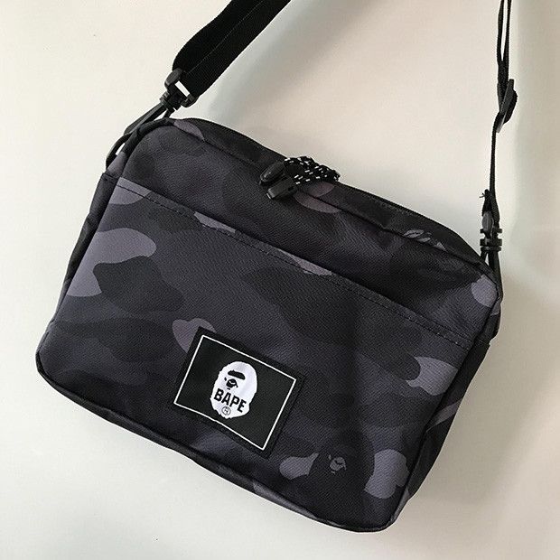 2022 BAPE BLACK CAMO SHOULDER BAG + MILO HEAD sale POUCH