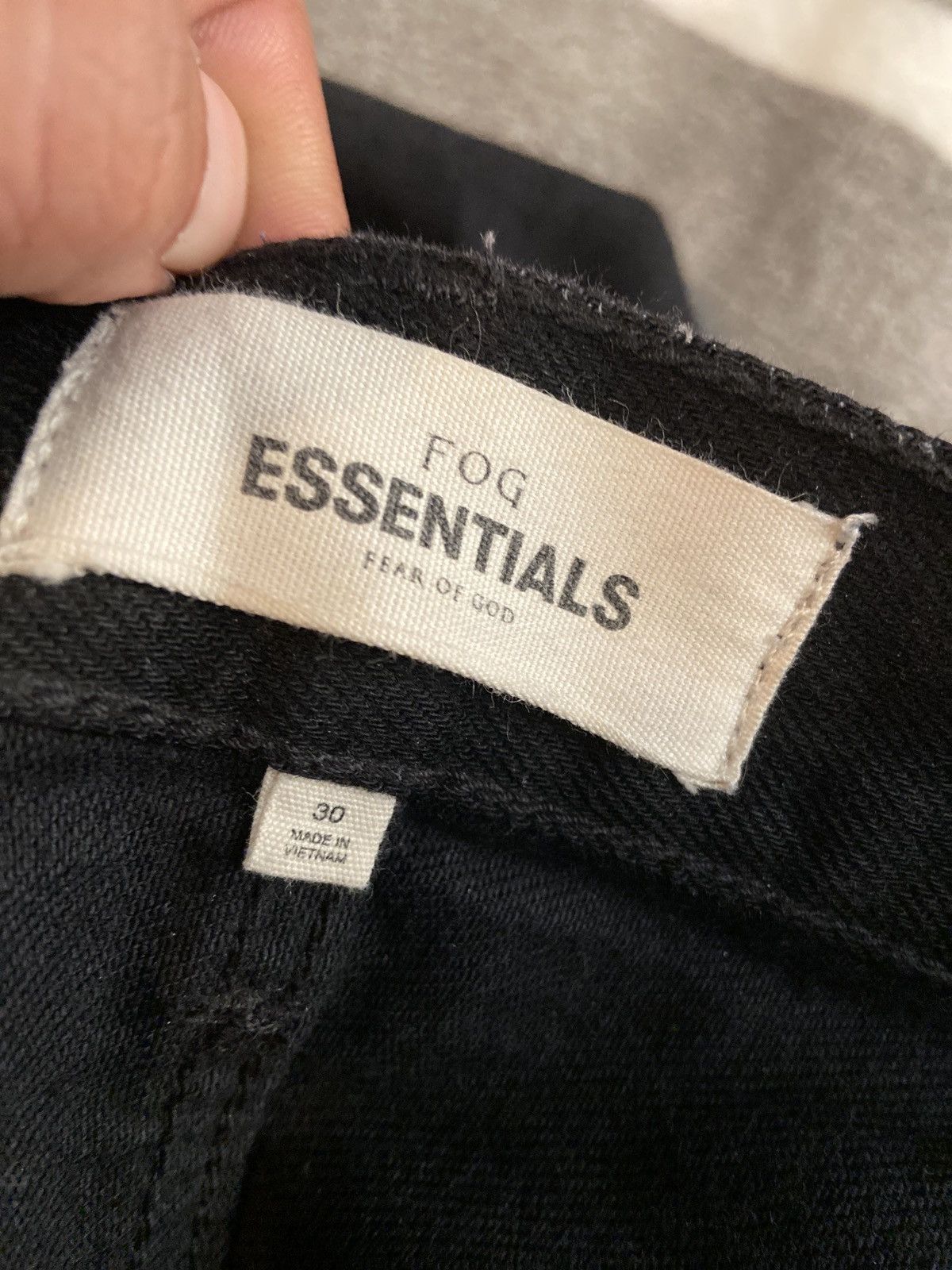 Fear of God Fear of God Essentials Black Skinny Tapered Jeans Size US 30 / EU 46 - 4 Thumbnail