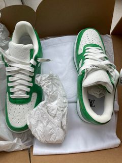 LV Trainer Sneaker Green For Men 1A8KBQ - Fernize