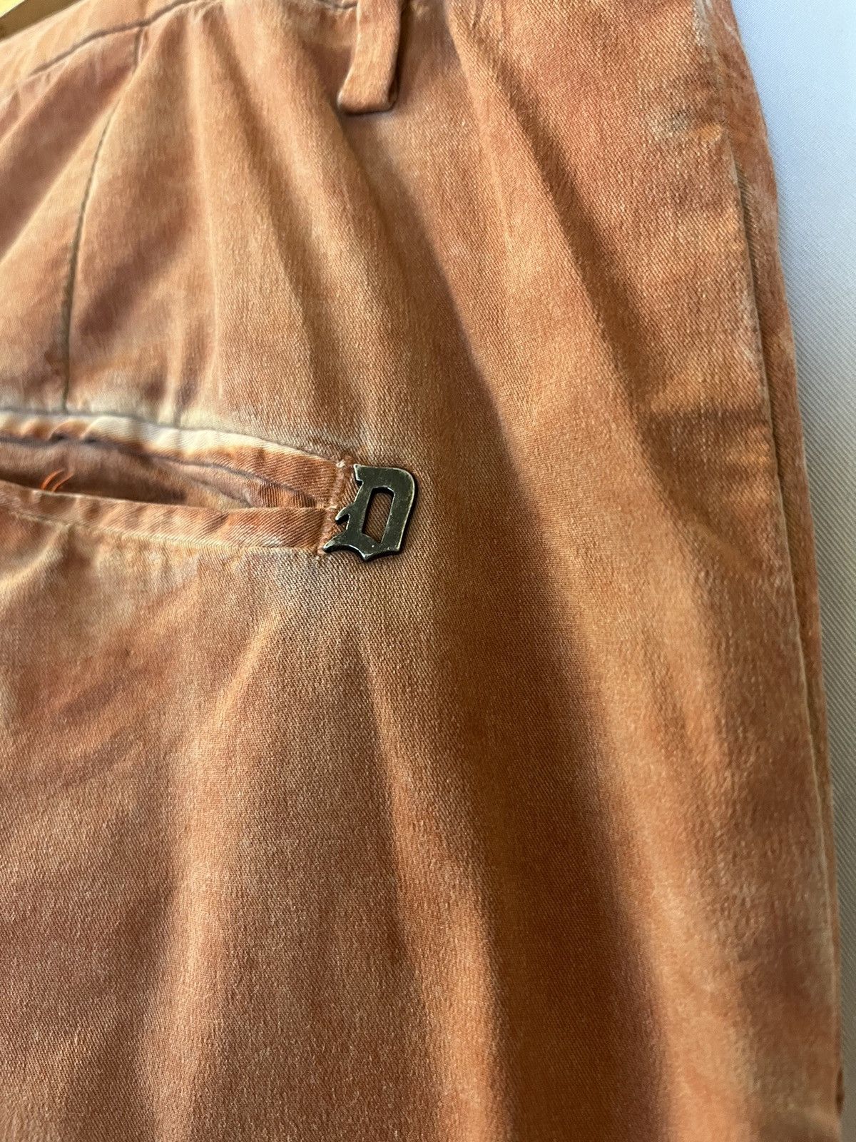 Japanese Brand DONDUP ITALIAN DESIGNER CASUAL PANTS WAXED ORANGE COLOUR Size US 30 / EU 46 - 22 Thumbnail