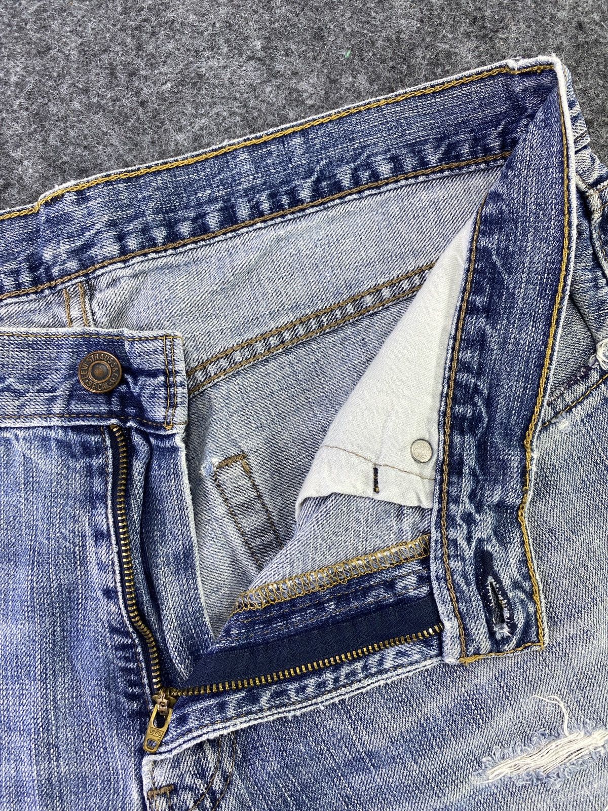 Levi's Vintage Levi's 527 Distress Blue wash Jeans - J560 Size US 35 - 3 Thumbnail