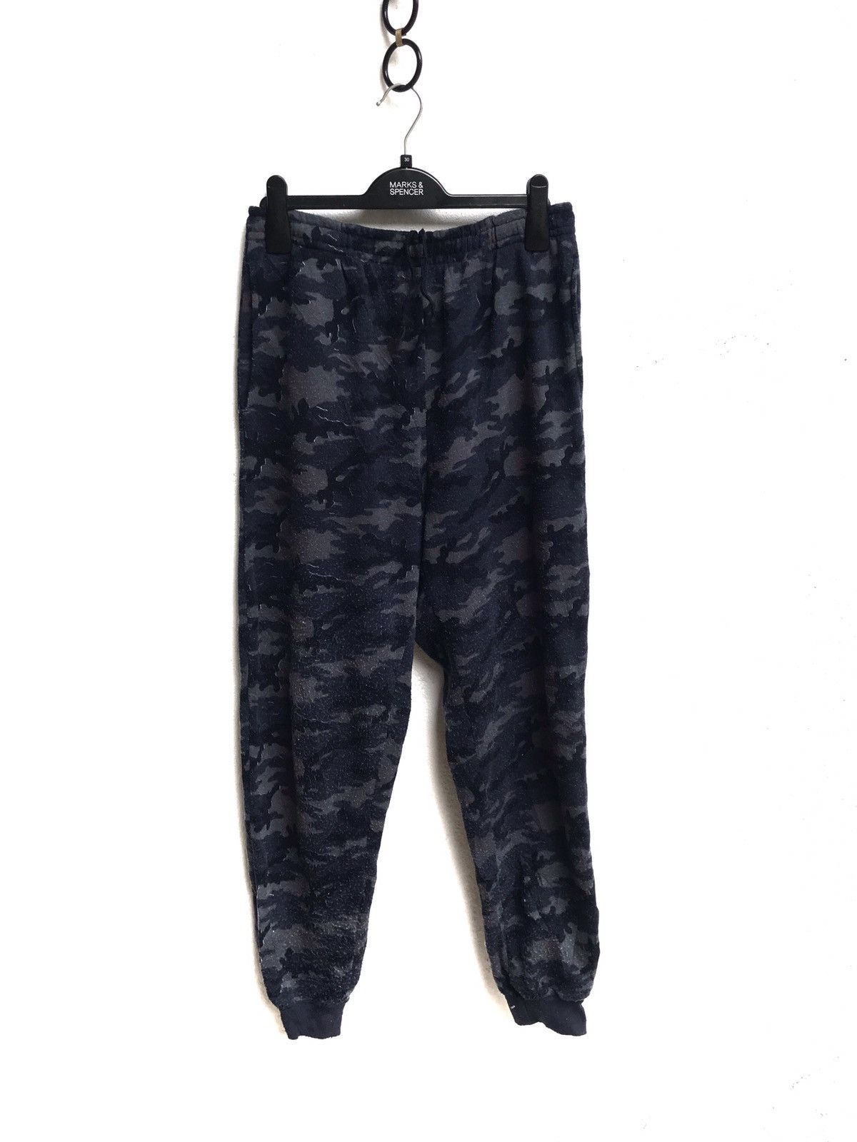 Japanese Brand 🔥Night Wear Camo Styles Sweatpants Size US 28 / EU 44 - 2 Thumbnail