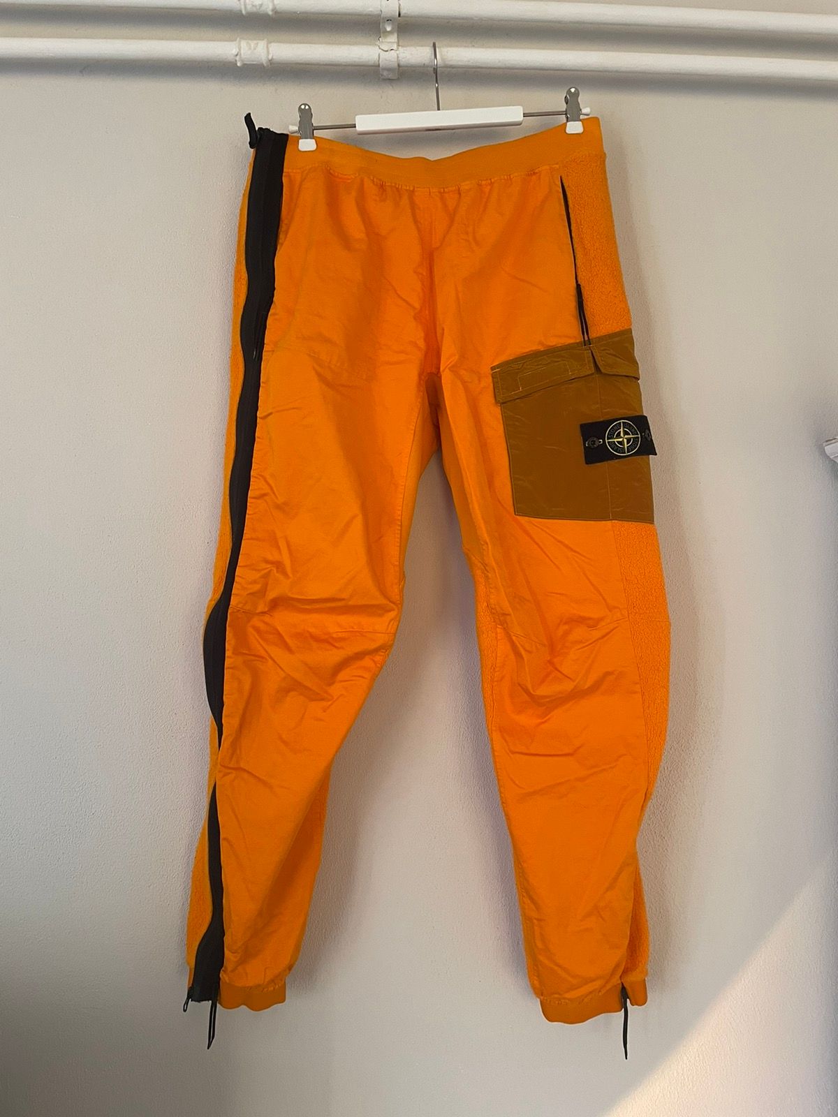 Stone Island Orange Cargo Sweat Pants Size US 34 / EU 50 - 1 Preview