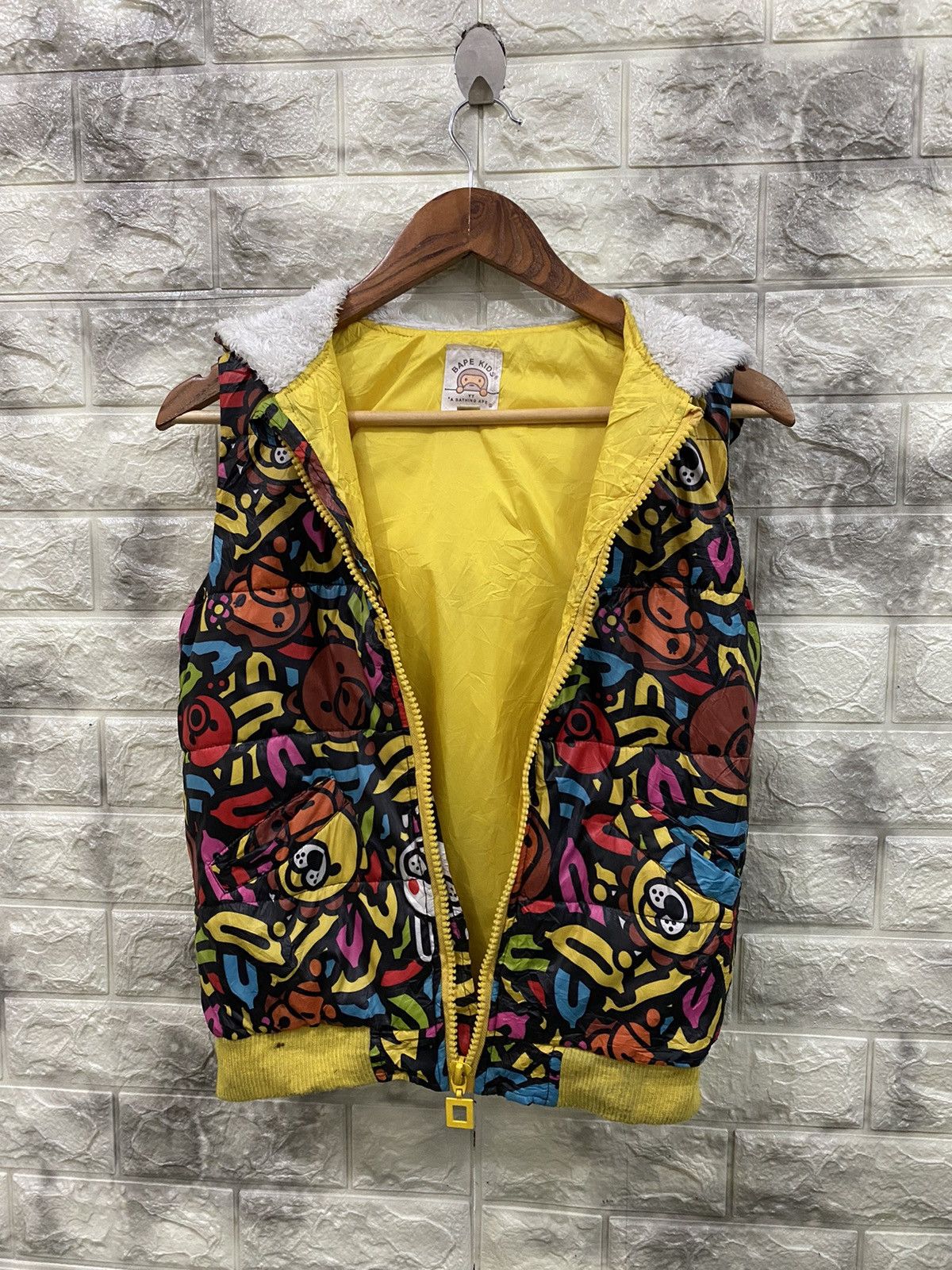 Japanese Brand Bape Kids by A Bathing Ape Sleeveless Hoodies Size US XS / EU 42 / 0 - 3 Thumbnail