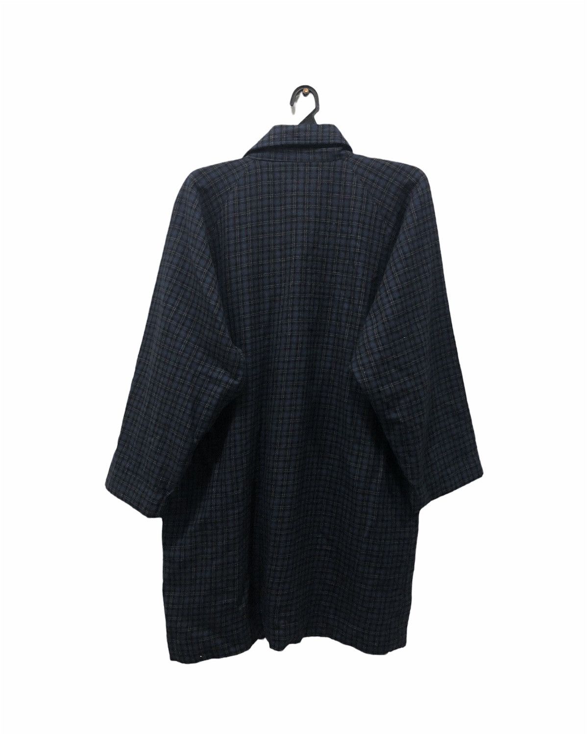 Burberry BURBERRY LONDON CLOAKS & CAPES Size US L / EU 52-54 / 3 - 2 Thumbnail