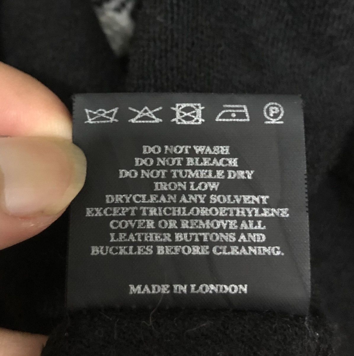 Burberry BURBERRY LONDON SWEATSHIRT Size US M / EU 48-50 / 2 - 9 Thumbnail