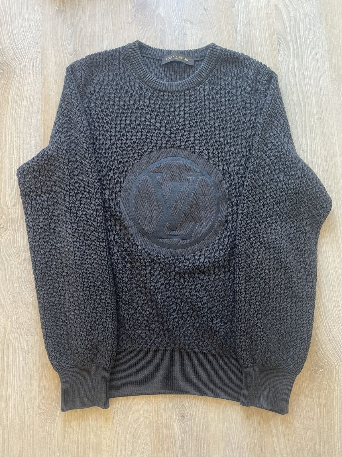 Louis Vuitton LV Logo Cotton/Silk Blend Knit Sweater Size US L / EU 52-54 / 3 - 1 Thumbnail