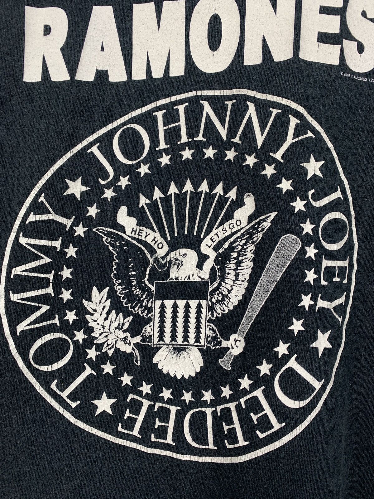 2005 Vintage Ramones Hey Ho Let’s Go Faded Black T-Shirt Short Sleeve T Shirts