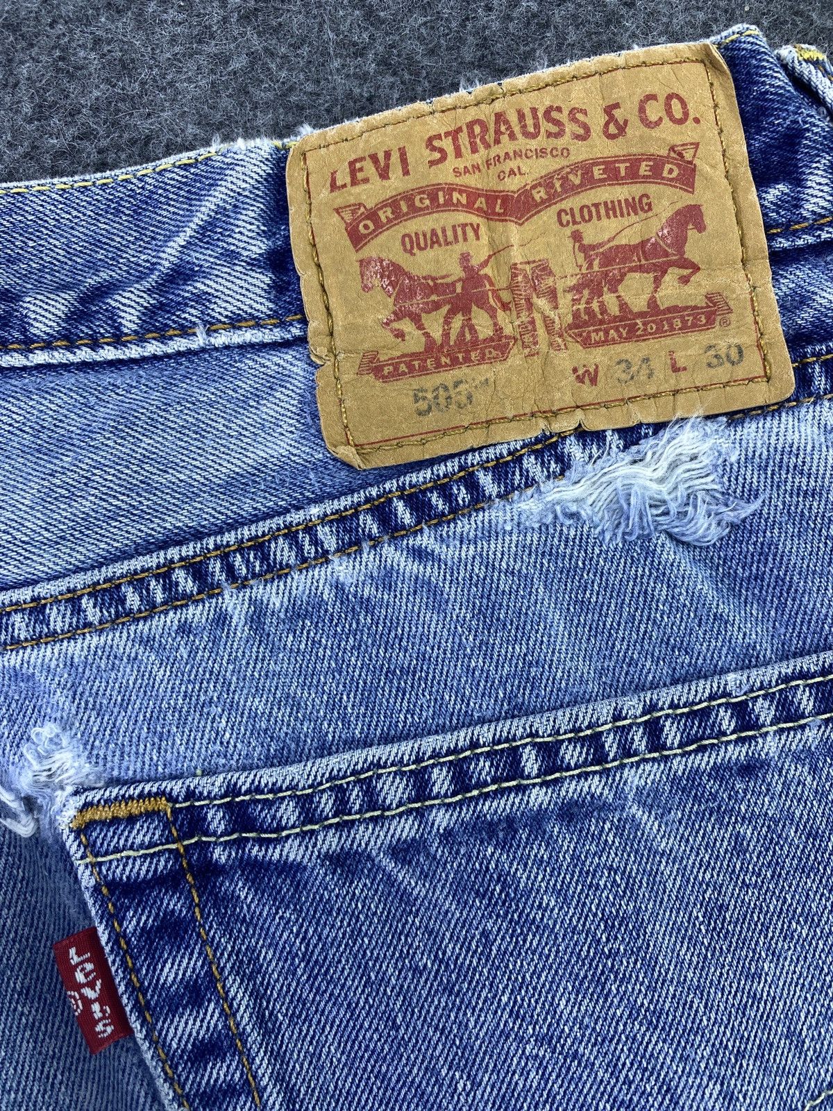 Levi's Levis vintage 505 Stone Wash Jeans - J564 Size US 33 - 8 Thumbnail