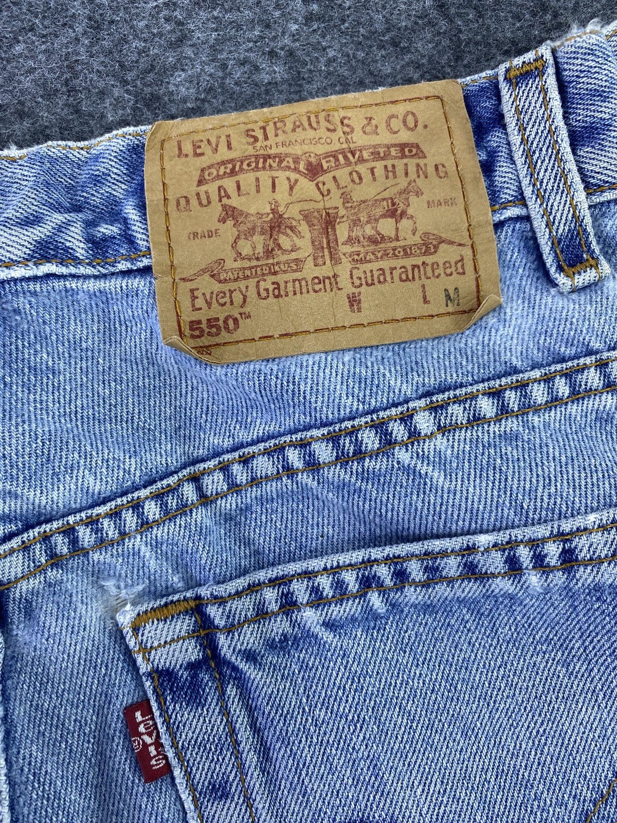 Levi's Levi's vintage 550 Blue Wash Jeans - J566 Size US 29 - 9 Thumbnail