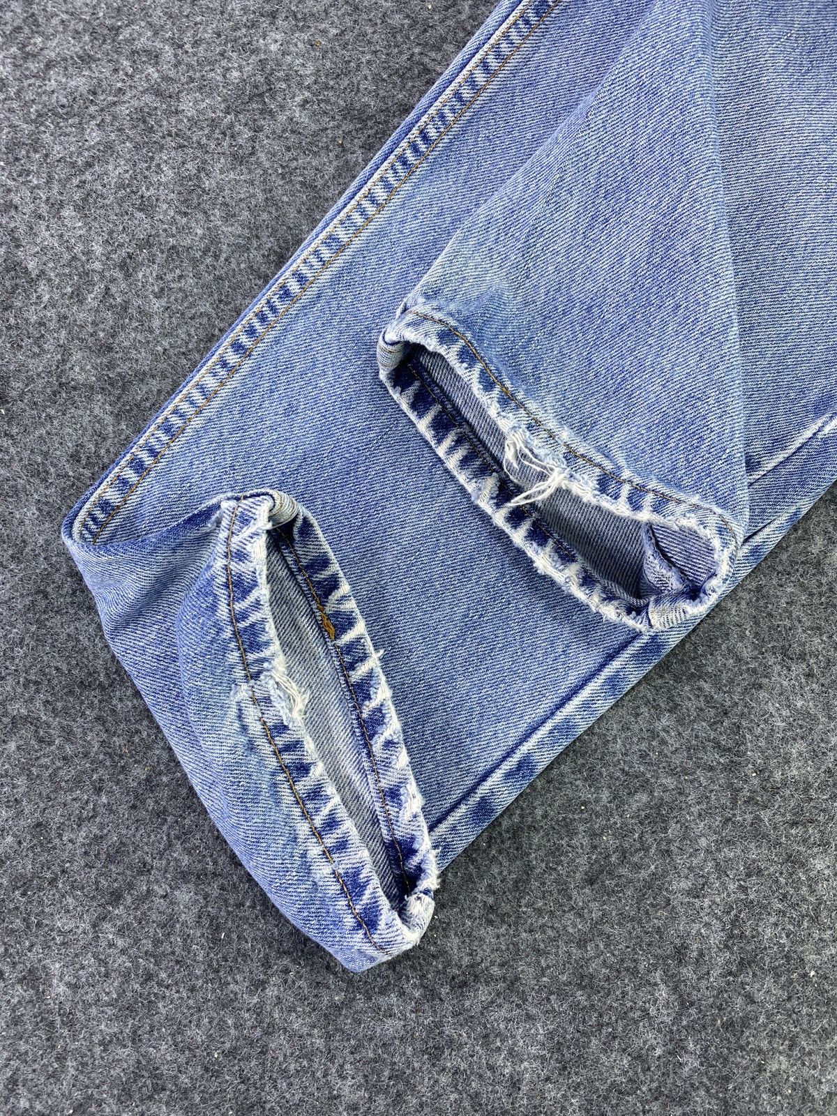 Levi's Levi's vintage 550 Blue Wash Jeans - J566 Size US 29 - 8 Thumbnail