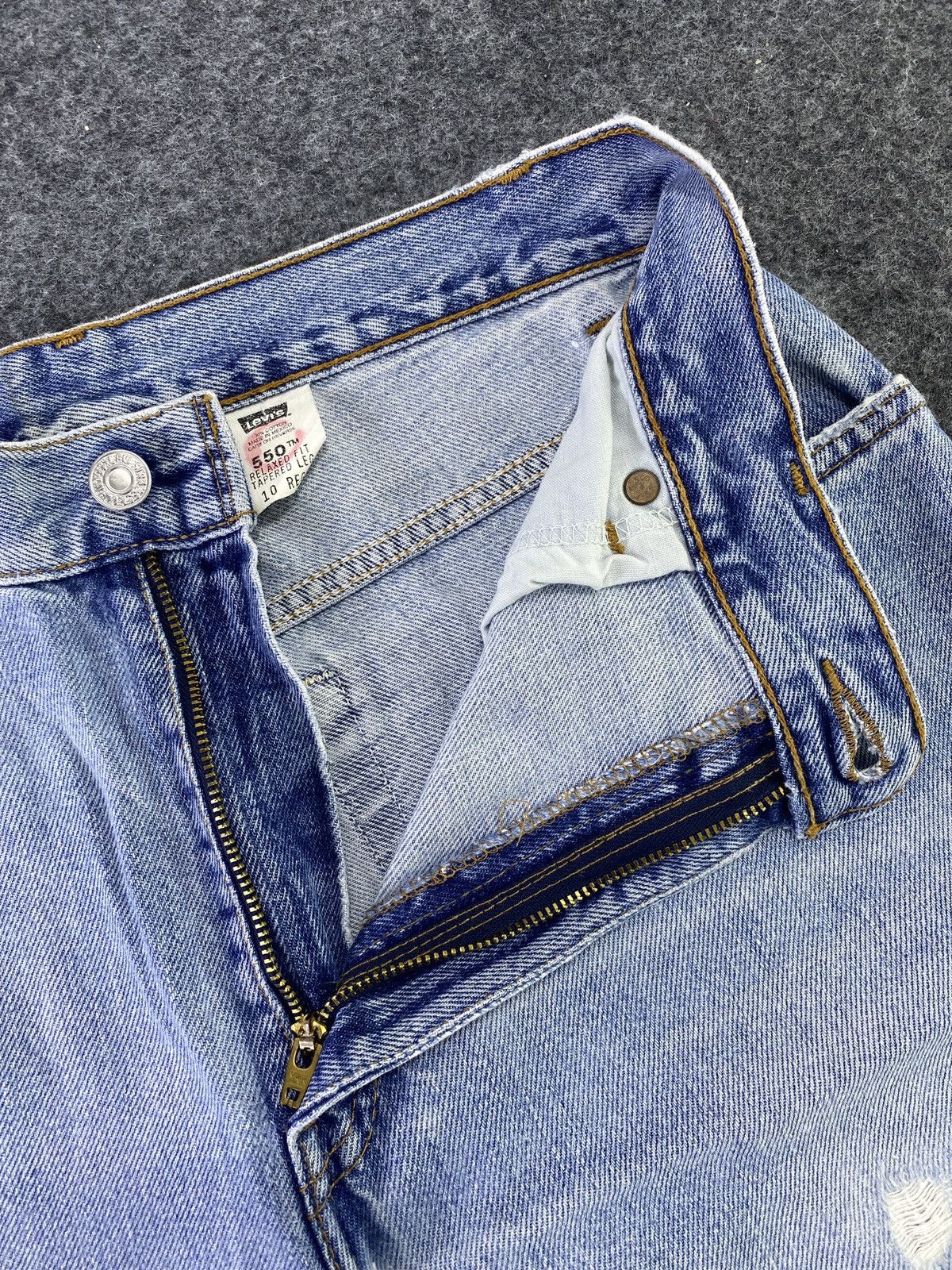 Levi's Levi's vintage 550 Blue Wash Jeans - J566 Size US 29 - 3 Thumbnail