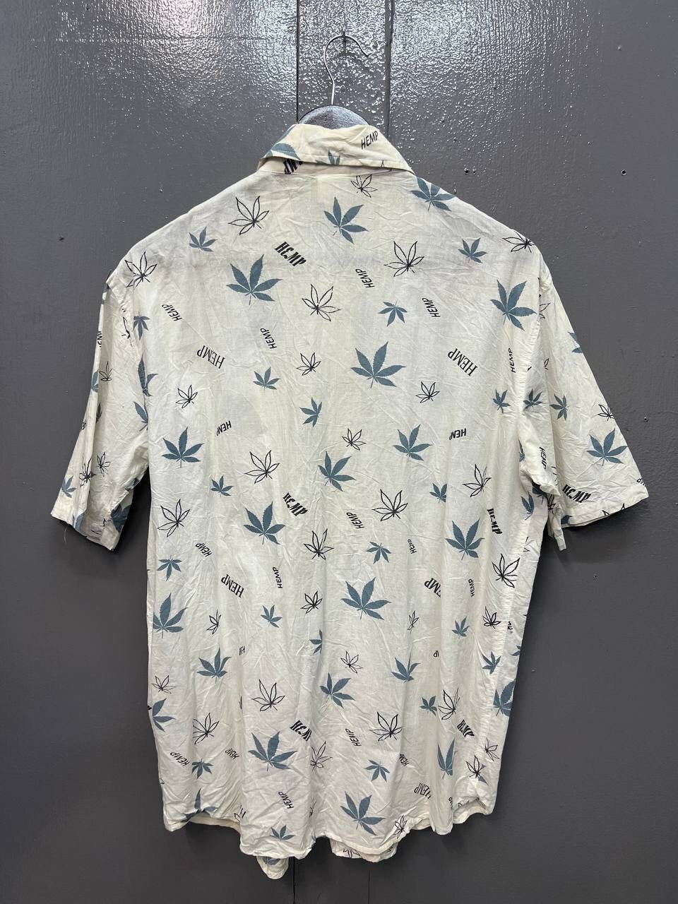 Vintage VINTAGE HEMP LEAF FULLPRINT SHIRT Size US M / EU 48-50 / 2 - 6 Thumbnail