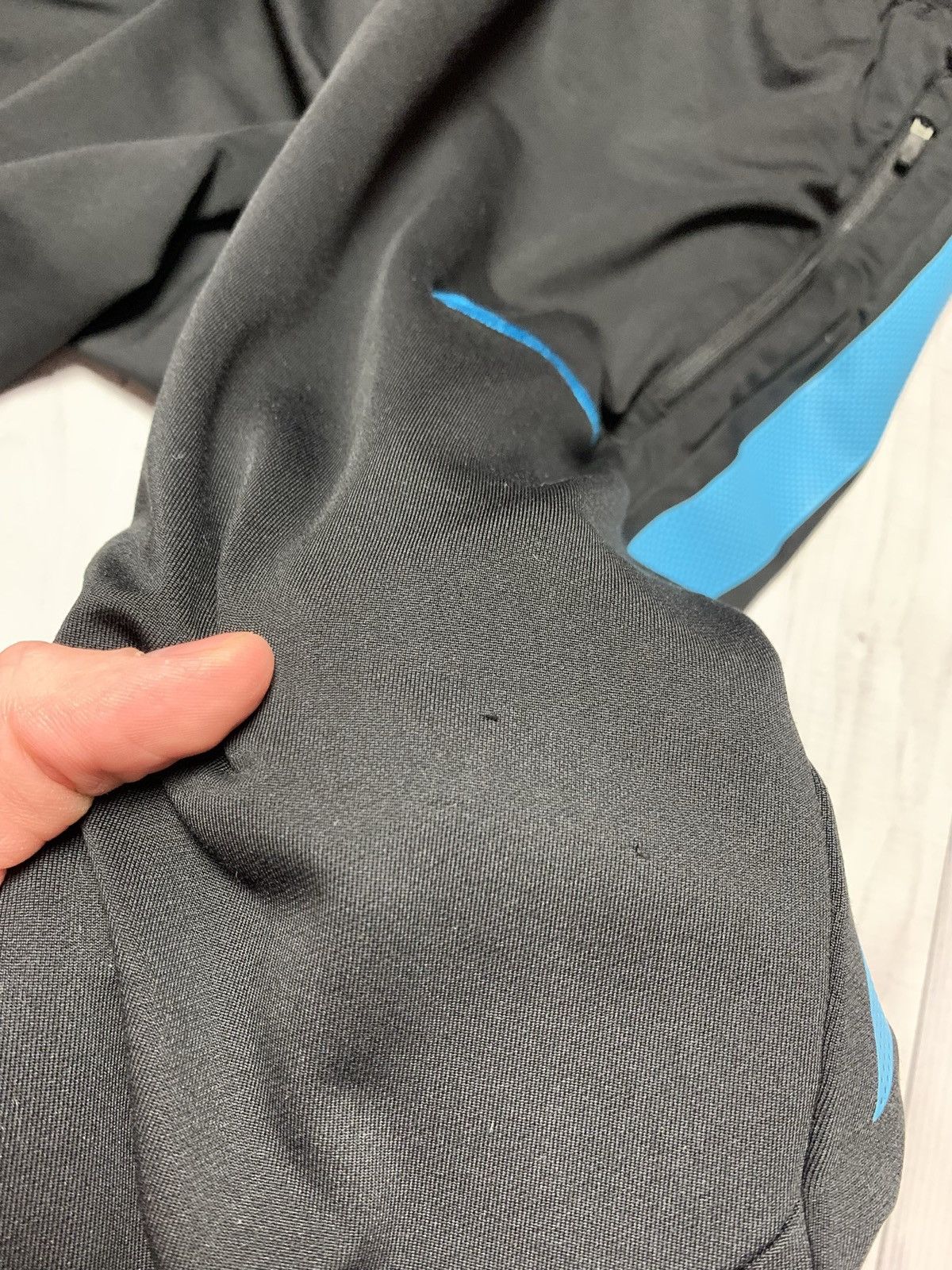 Vintage Vintage Nike Barcelona soccer joggers size S blue line Size US 30 / EU 46 - 7 Thumbnail