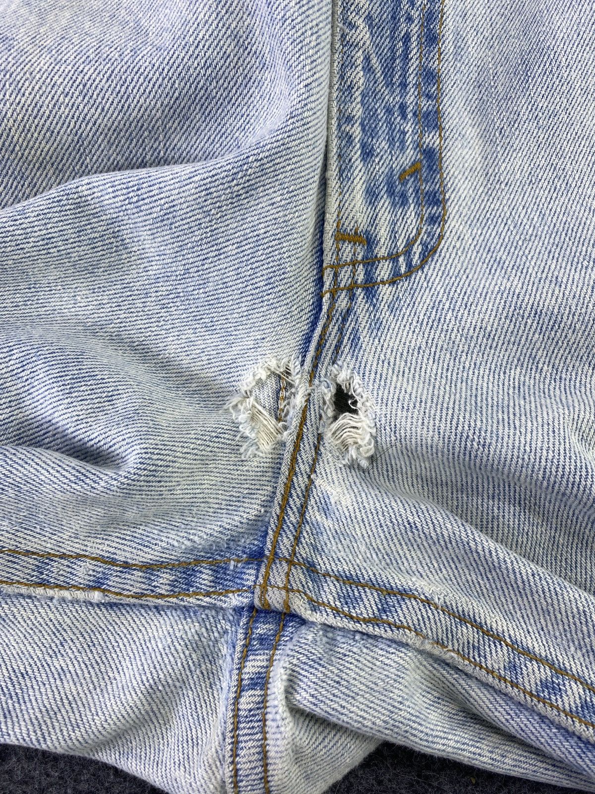 Levi's 90s Levi's vintage 560 blue Jeans - J570 Size US 36 / EU 52 - 10 Thumbnail