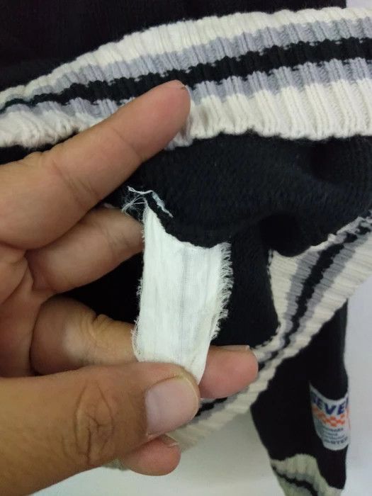 Japanese Brand 76 Knitwear BigLogo Size US L / EU 52-54 / 3 - 8 Thumbnail