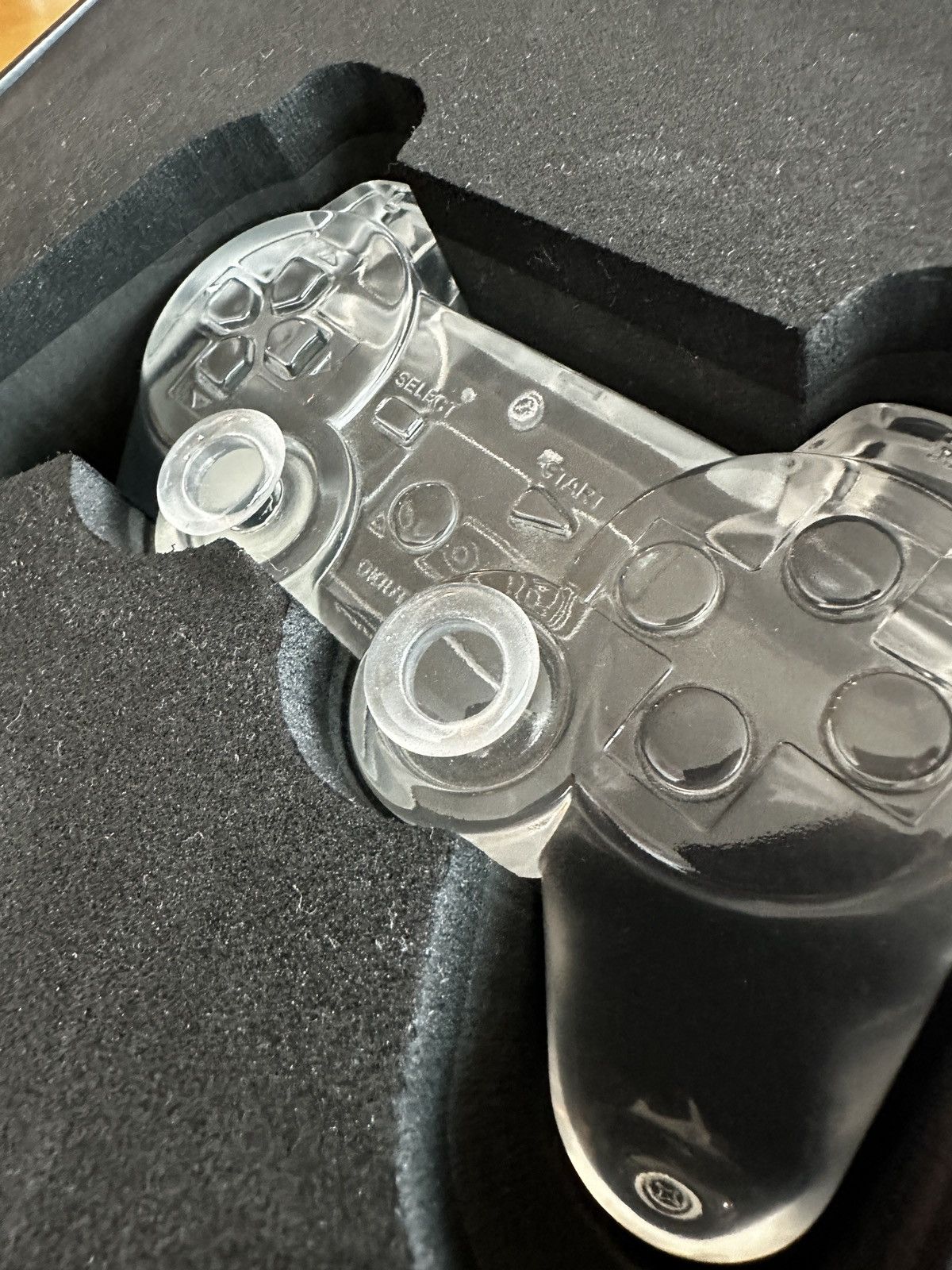 Daniel Arsham Daniel Arsham Crystal Relic 004 Game Controler Size ONE SIZE - 4 Thumbnail
