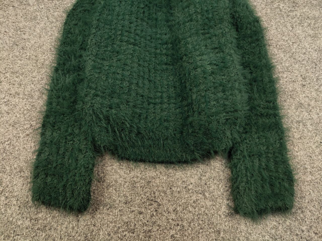 Japanese Brand Vintage Fuzzy Green Mohair Style Japanese Crewneck Sweater Size US S / EU 44-46 / 1 - 7 Thumbnail