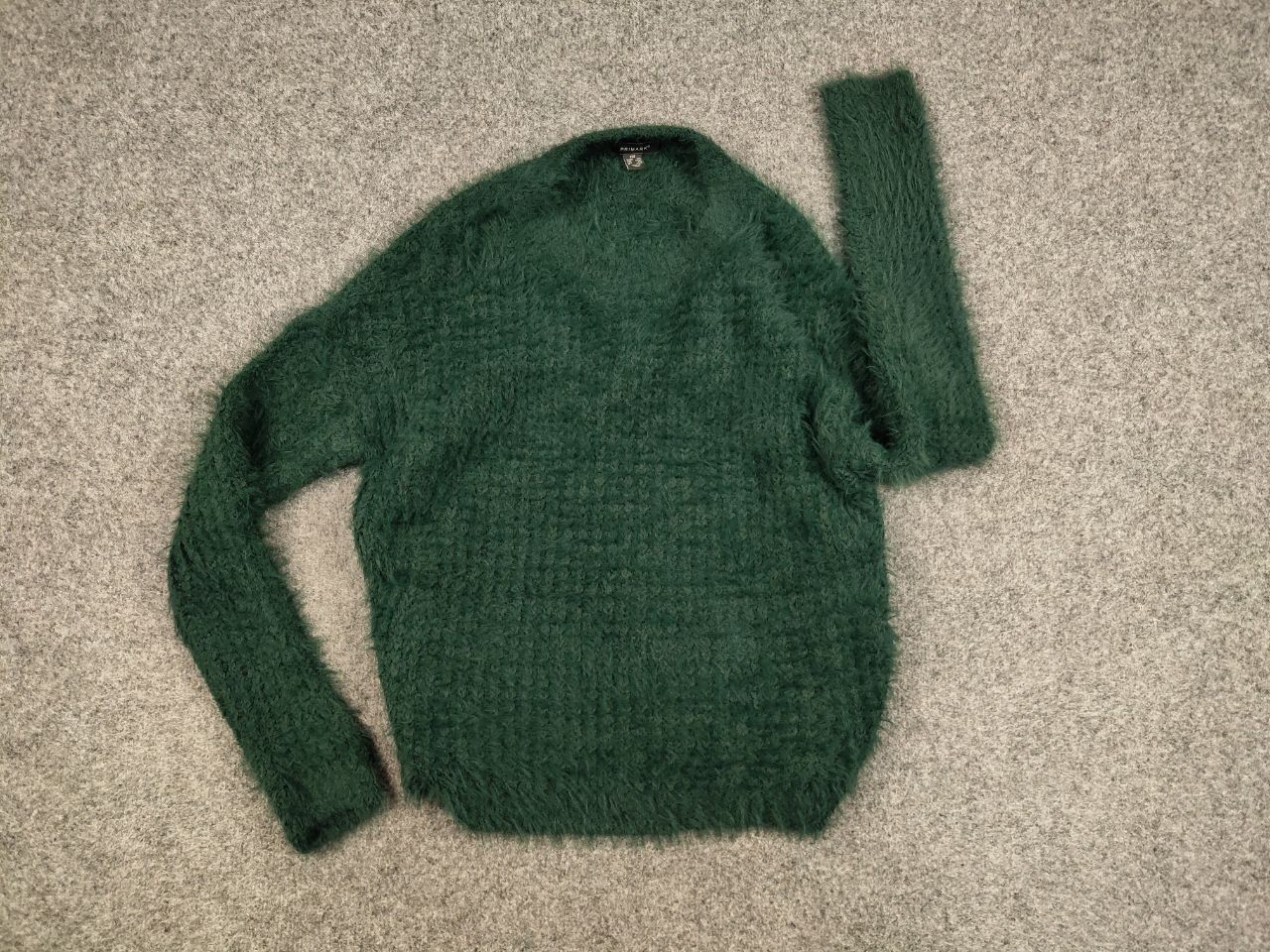 Japanese Brand Vintage Fuzzy Green Mohair Style Japanese Crewneck Sweater Size US S / EU 44-46 / 1 - 8 Thumbnail