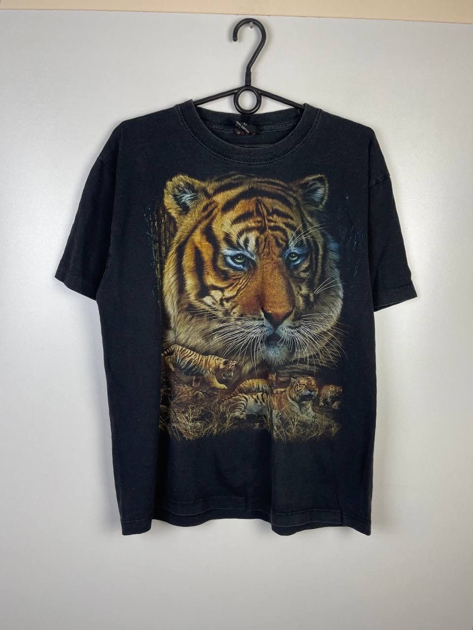 Tiger of Sweden Tiger vintage t-shirt size L Size US L / EU 52-54 / 3 - 1 Thumbnail