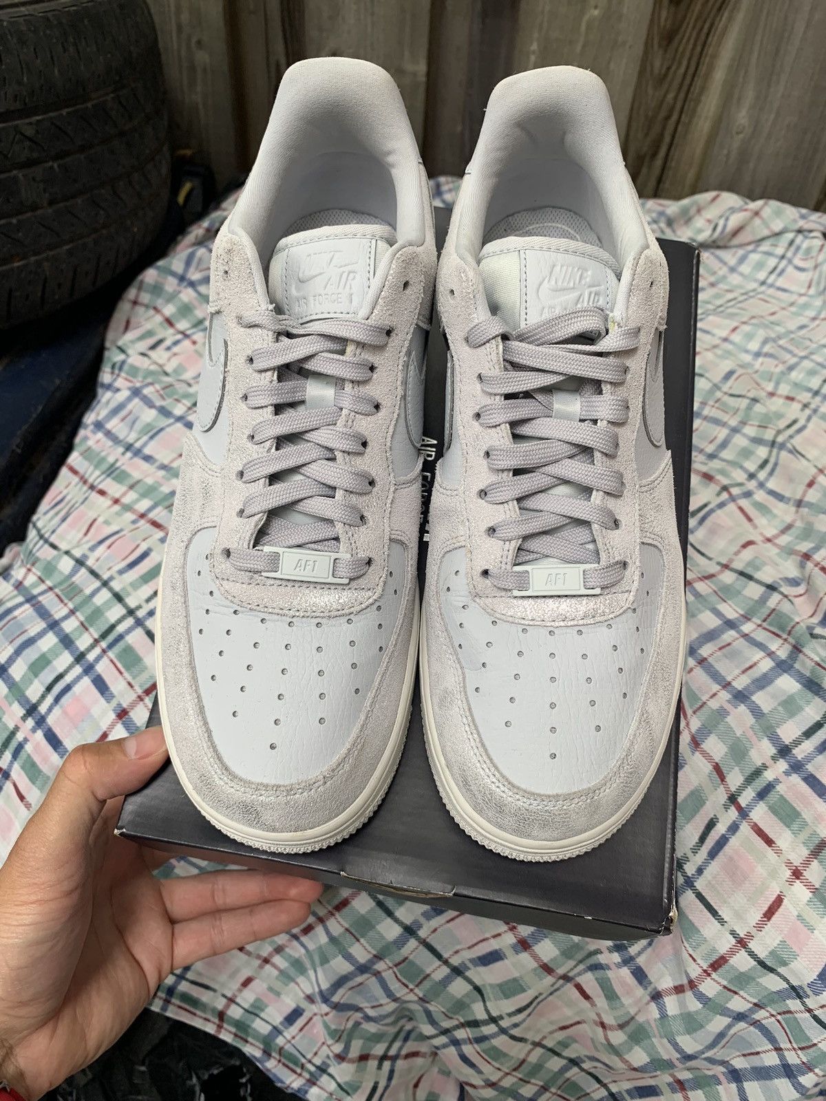 Nike Air Force One ‘07 Premium Pure Platinum Size US 9 / EU 42 - 2 Thumbnail